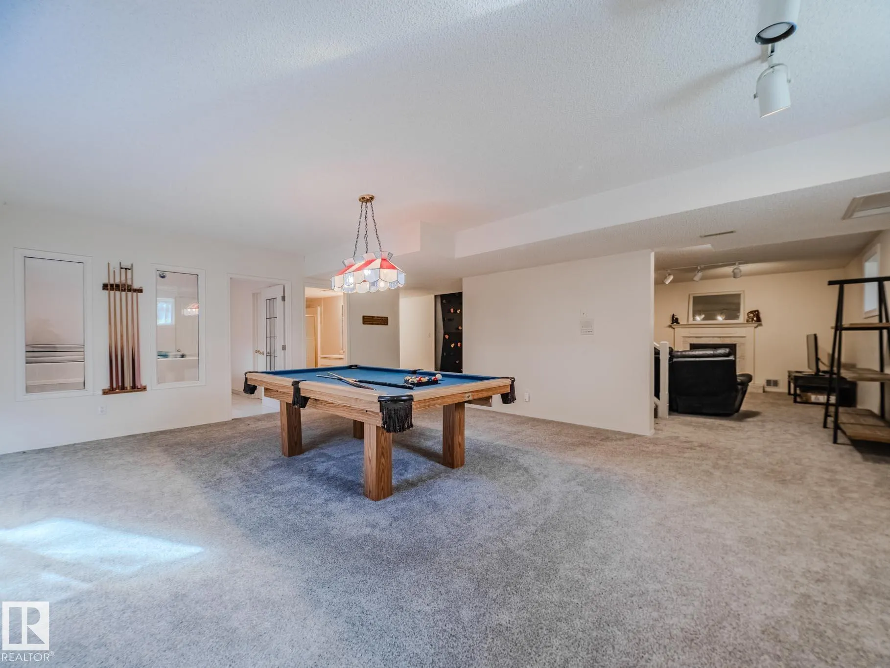 14 HERITAGE Boulevard