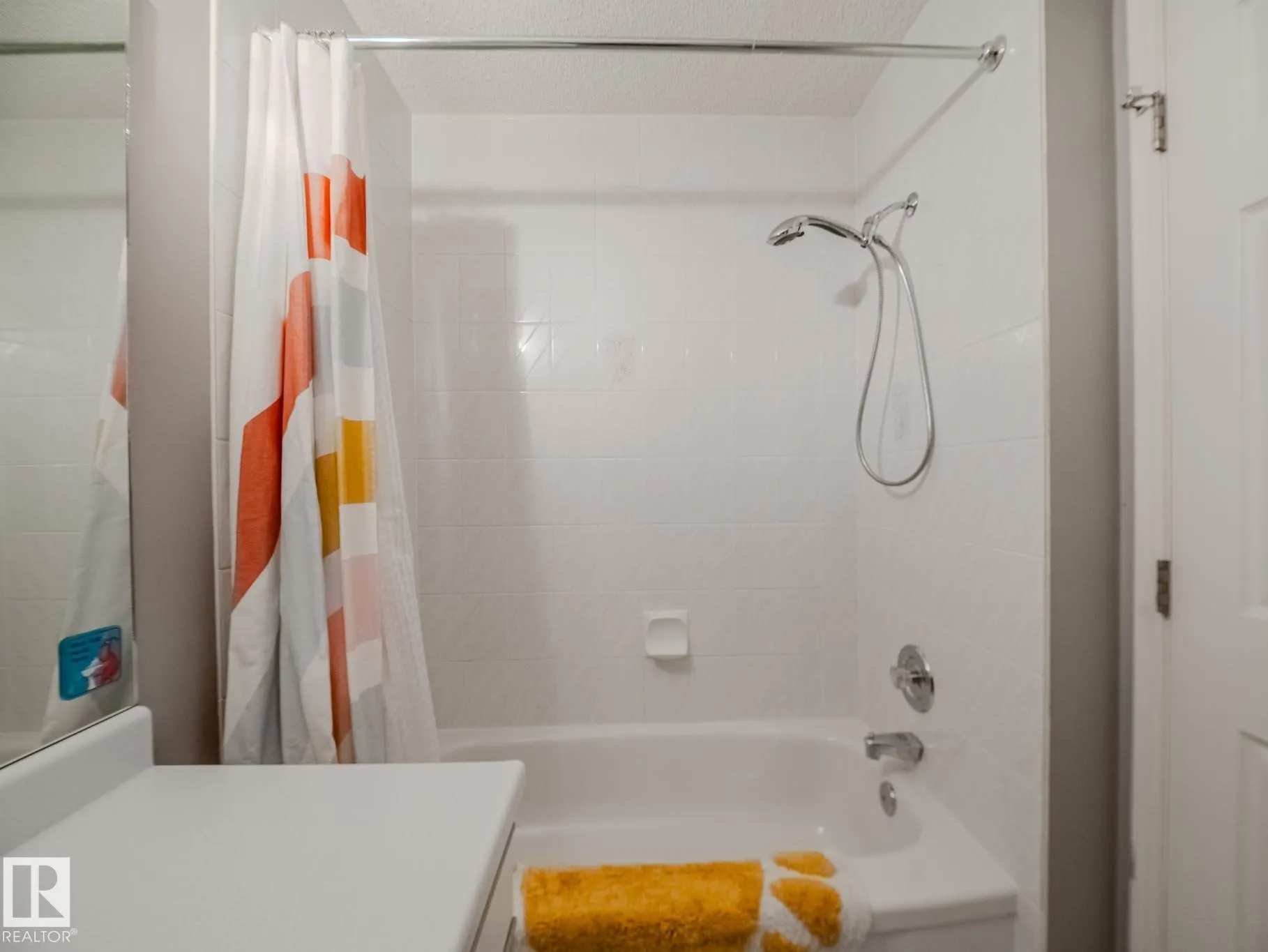 14 HERITAGE Boulevard