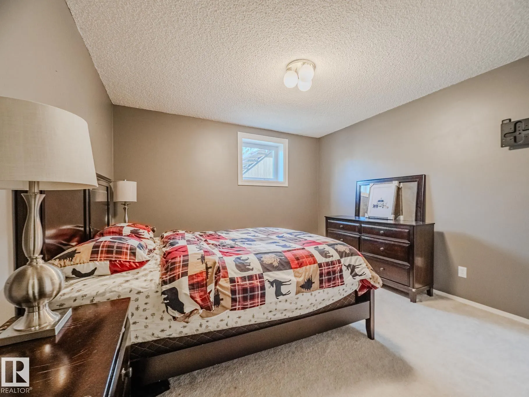 14 HERITAGE Boulevard