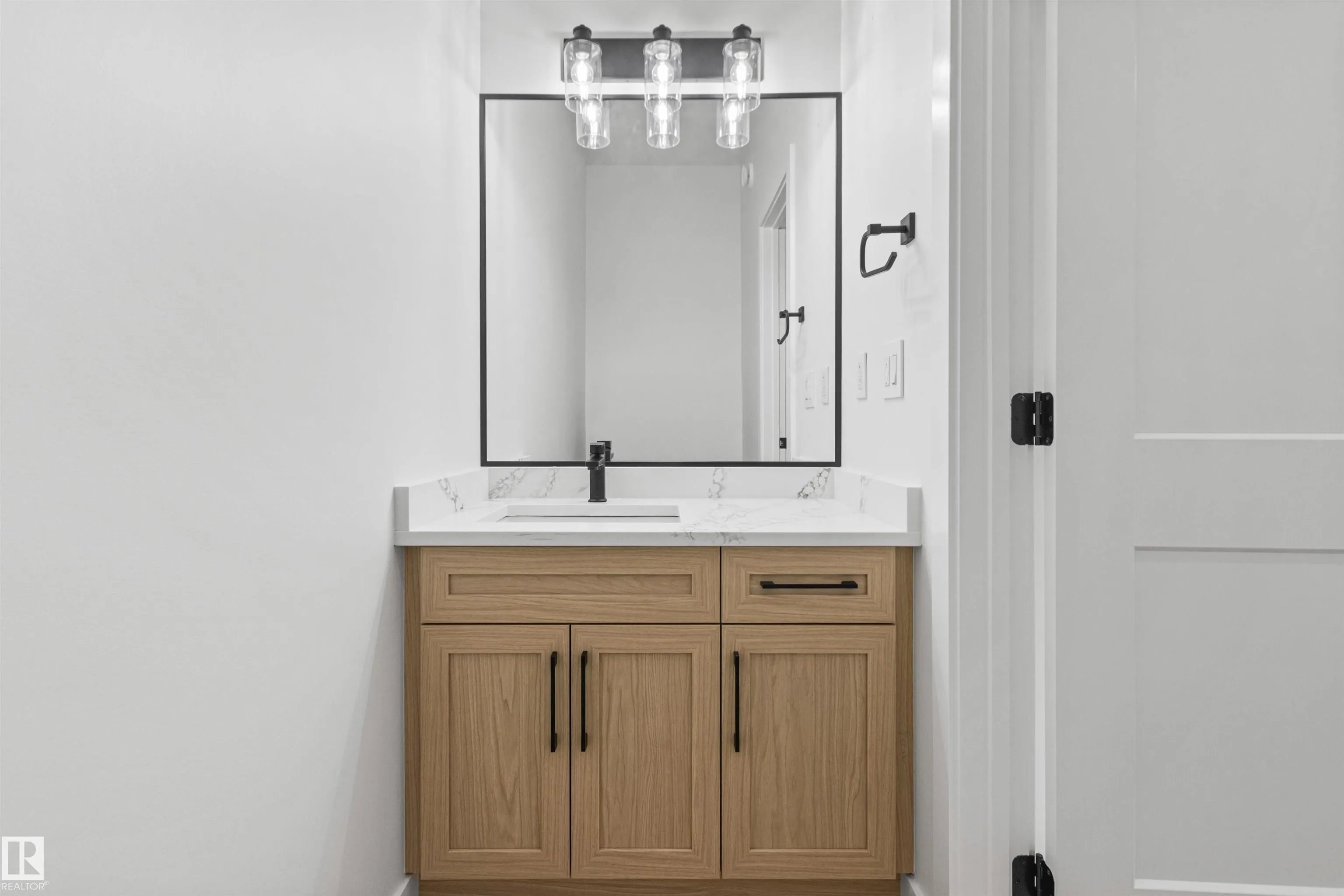 3331 Chickadee Drive