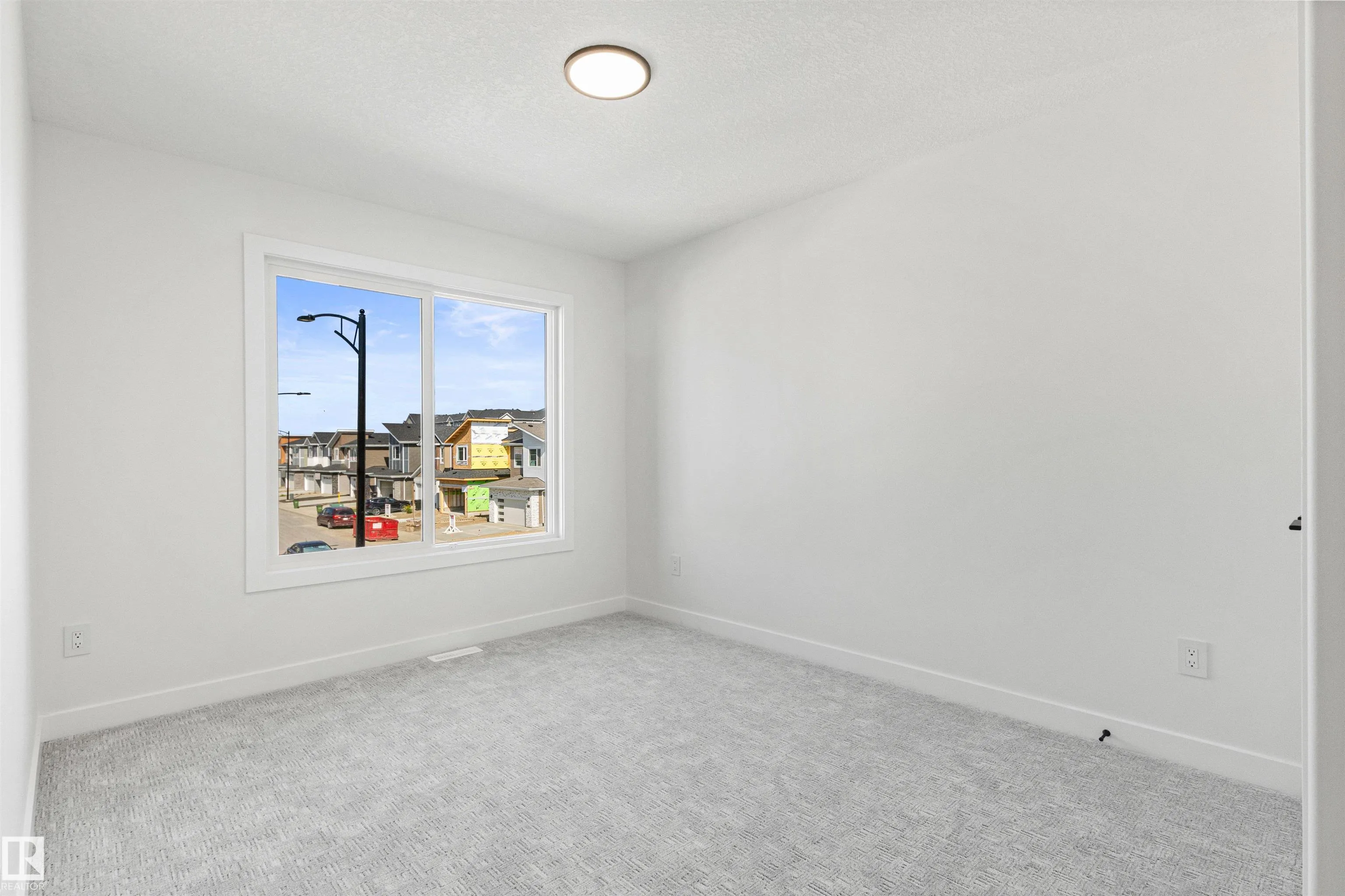 3331 Chickadee Drive