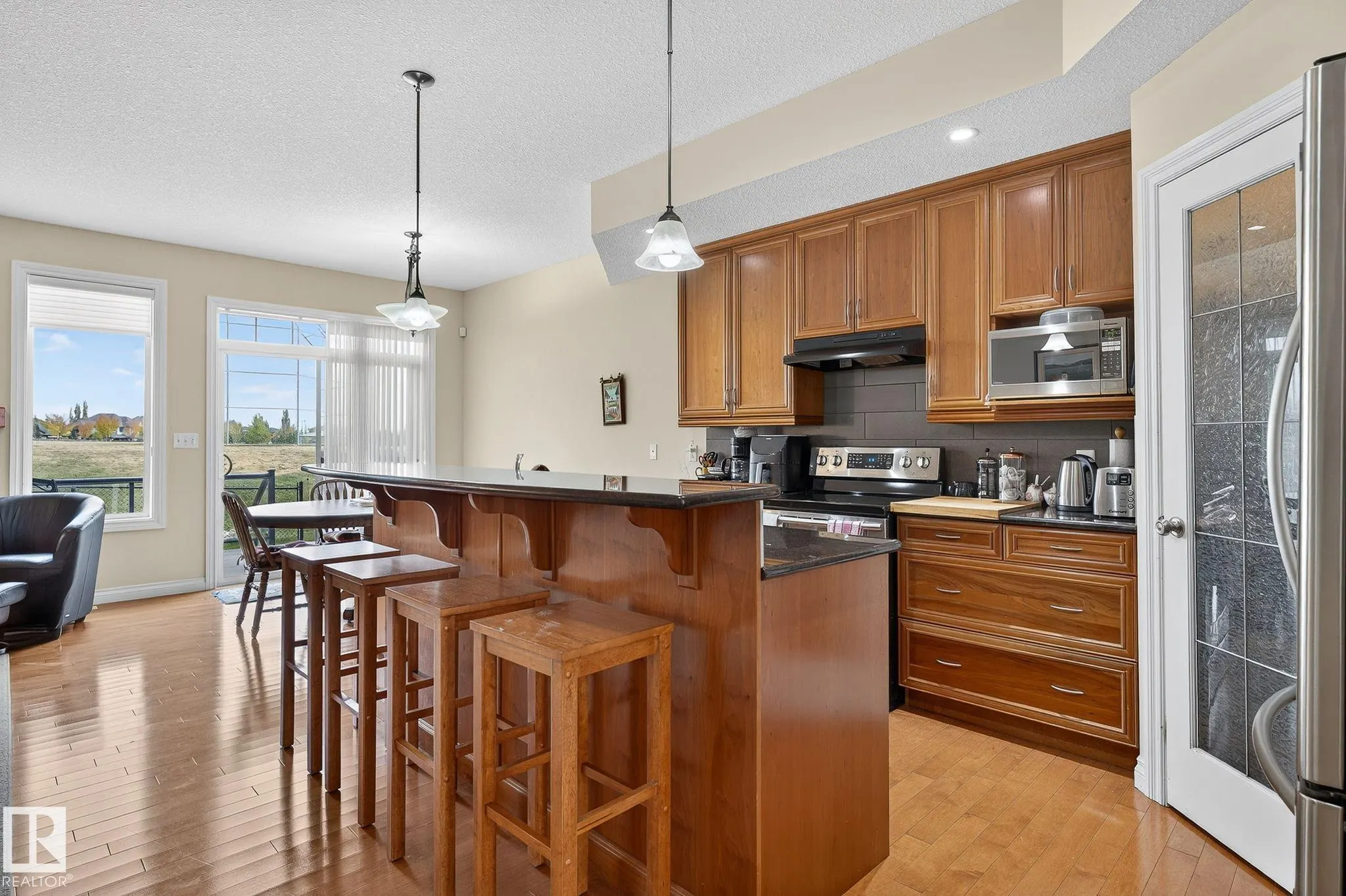 3719 MCLAY GREEN Green