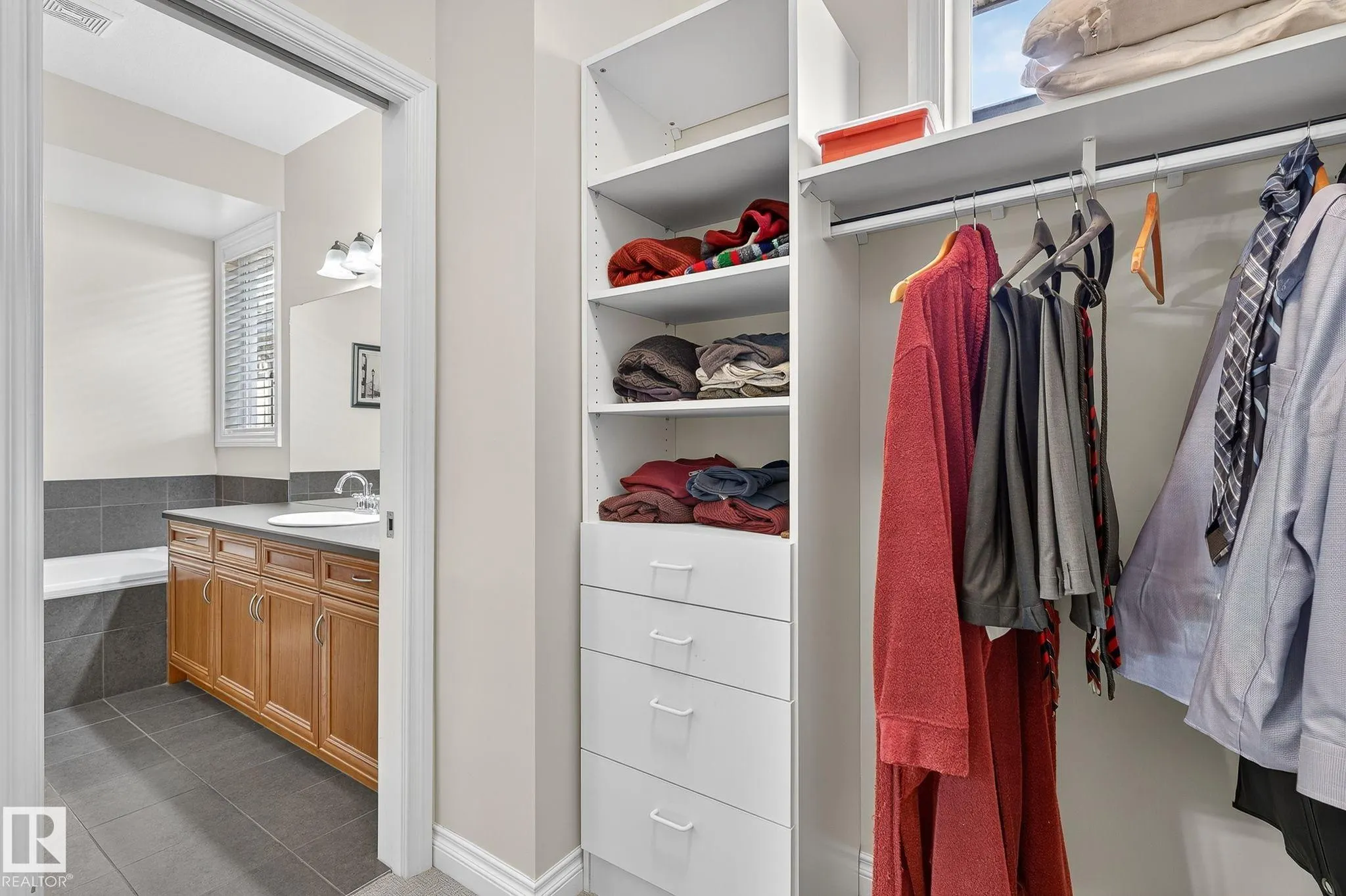 3719 MCLAY GREEN Green