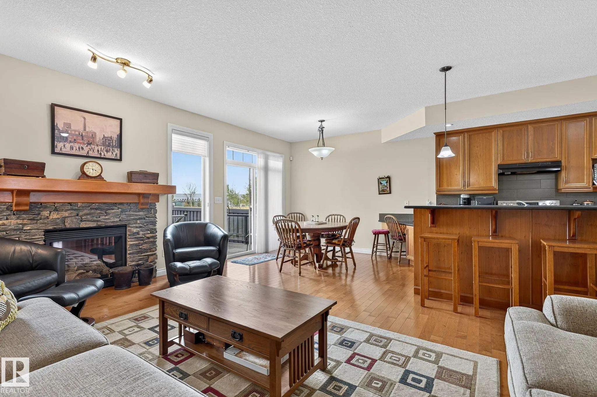 3719 MCLAY GREEN Green