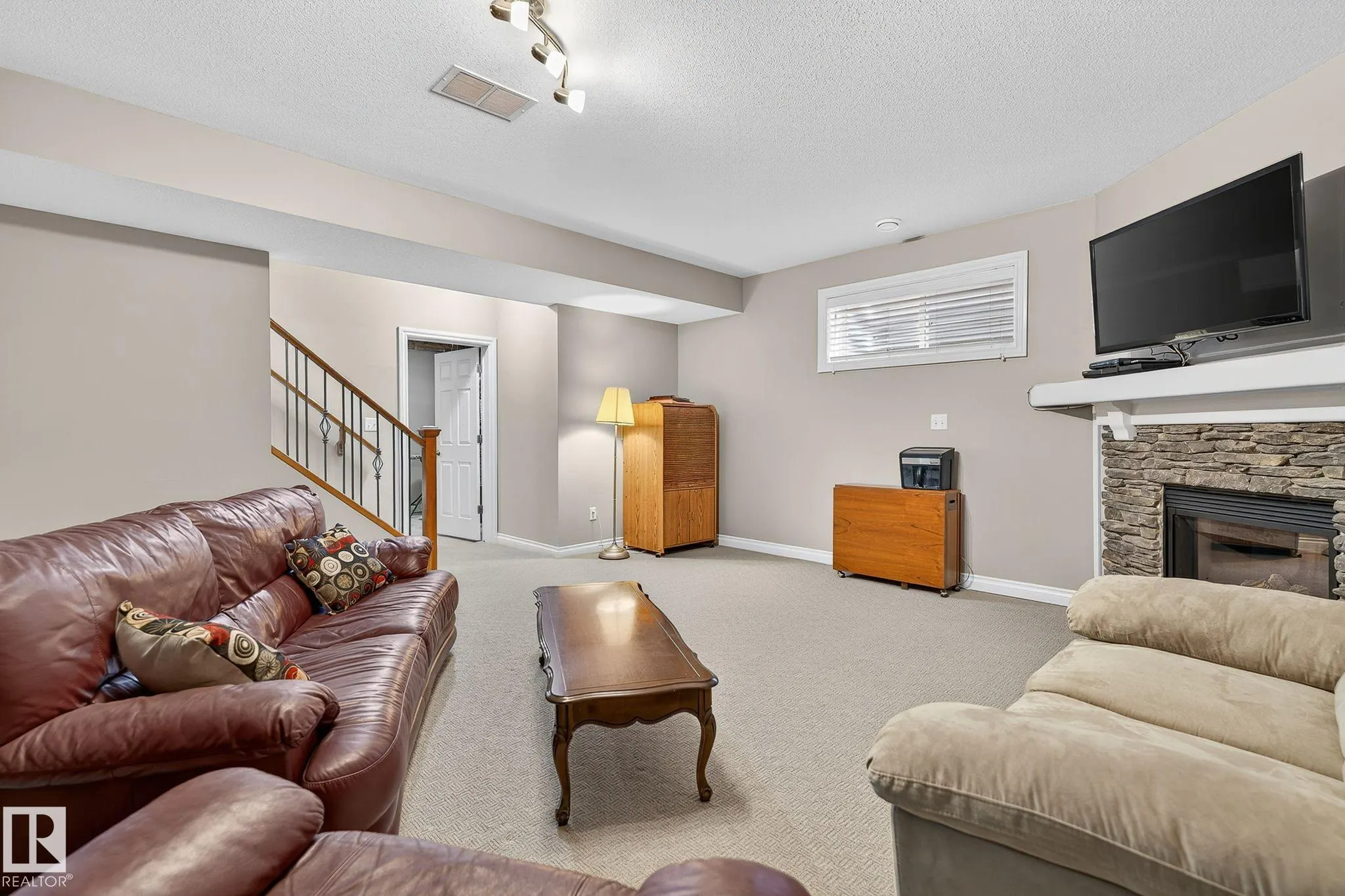 3719 MCLAY GREEN Green