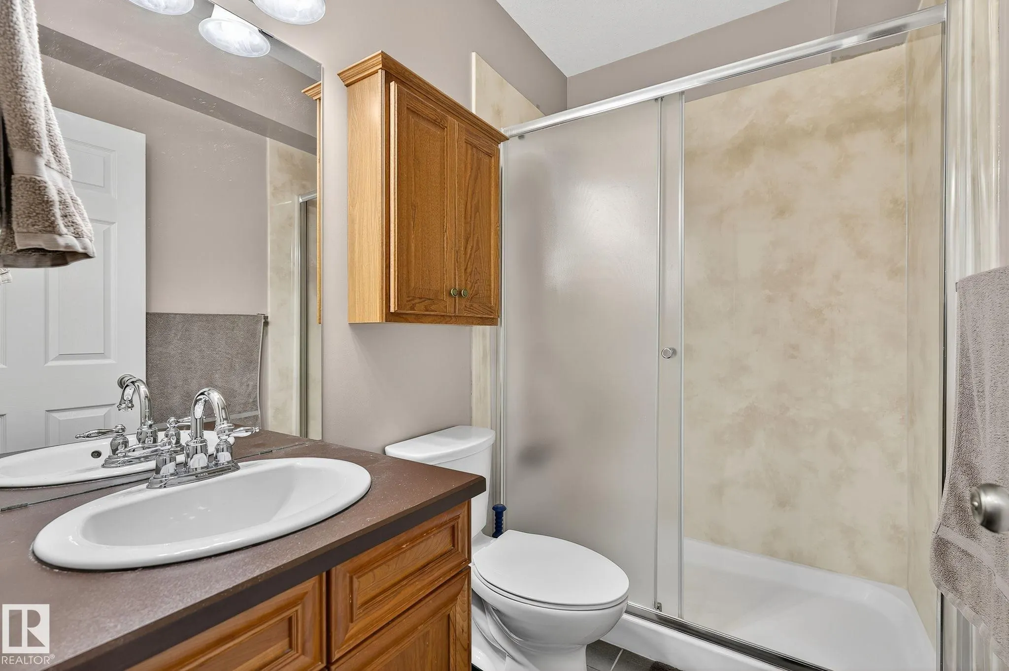 3719 MCLAY GREEN Green