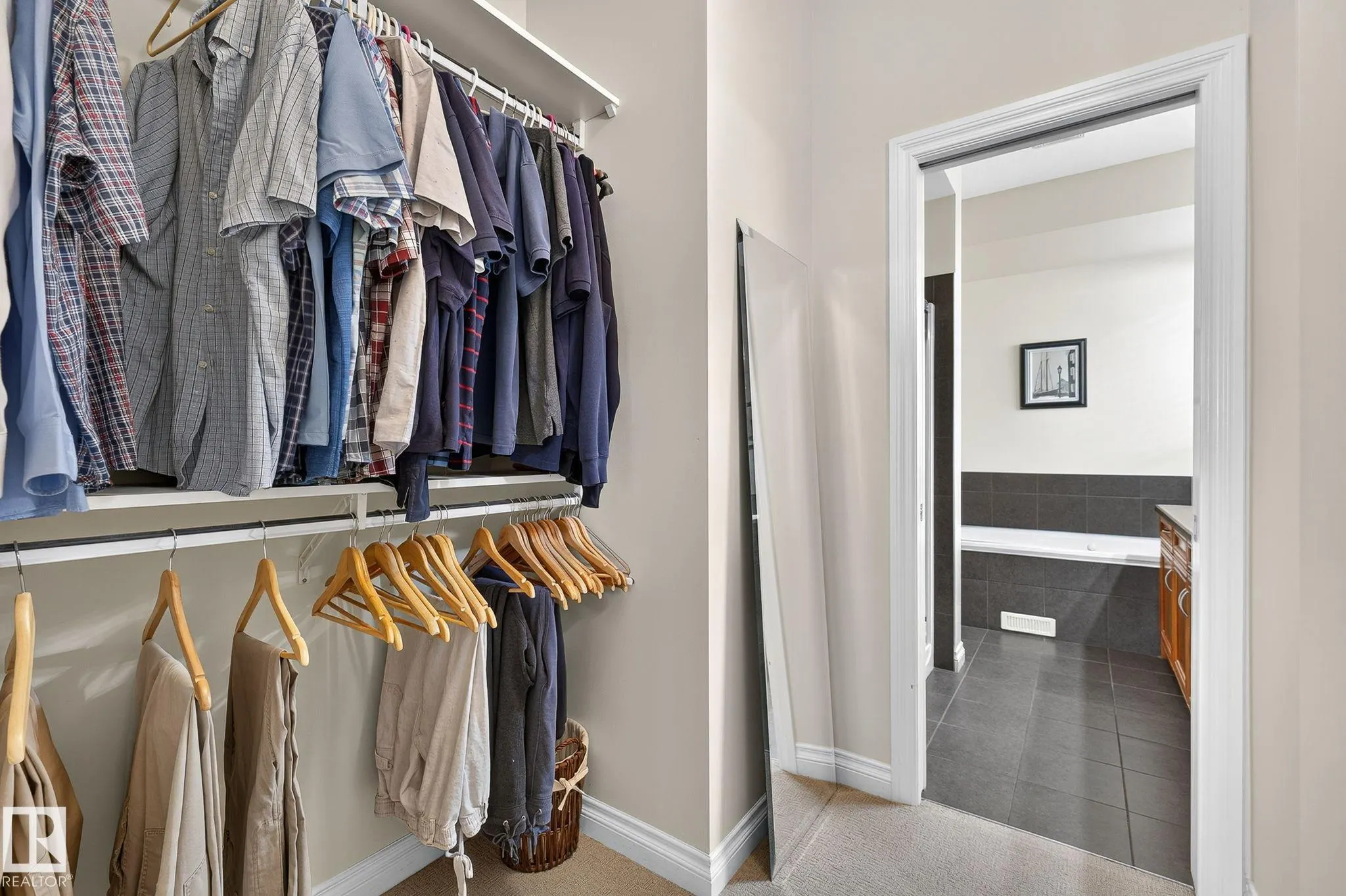 3719 MCLAY GREEN Green