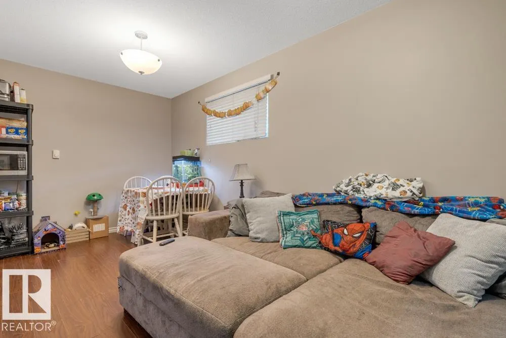 12135 &12137 124 Street