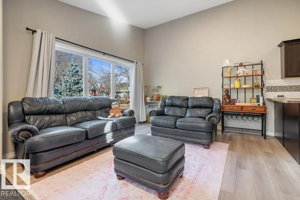 12135 &12137 124 Street