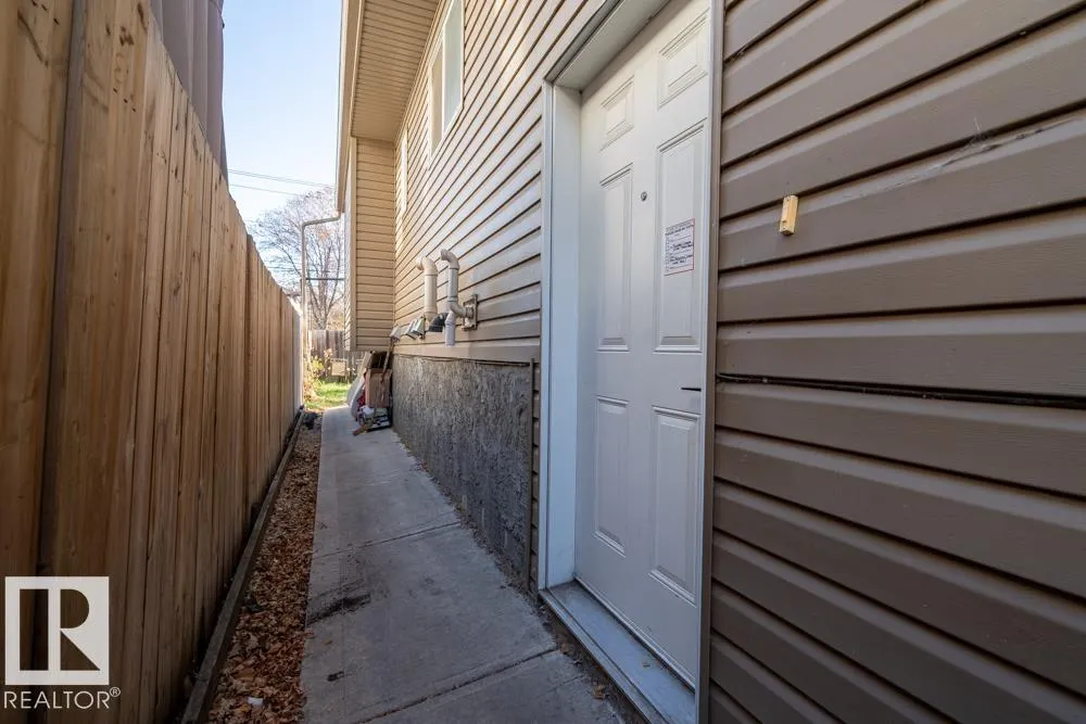 12135 &12137 124 Street