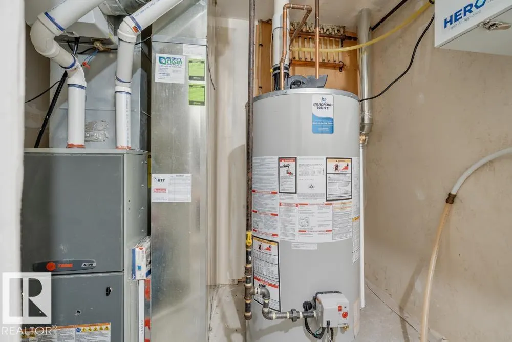 12135 &12137 124 Street