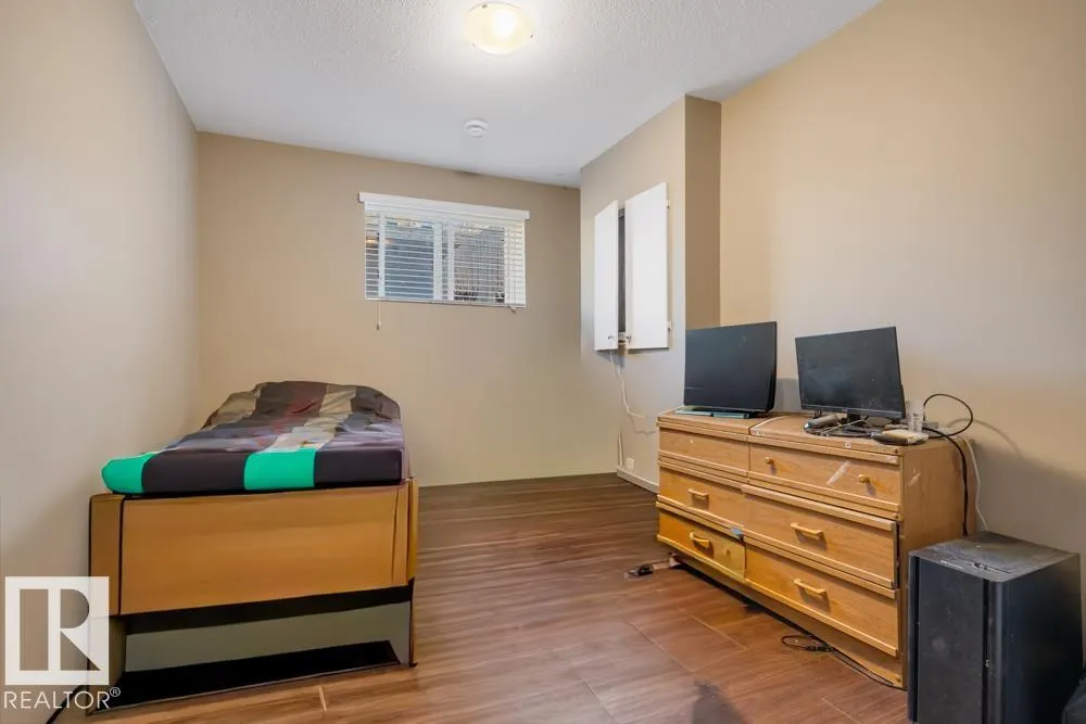 12135 &12137 124 Street