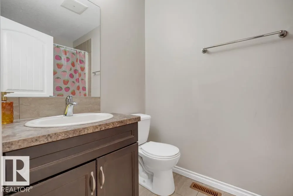 12135 &12137 124 Street