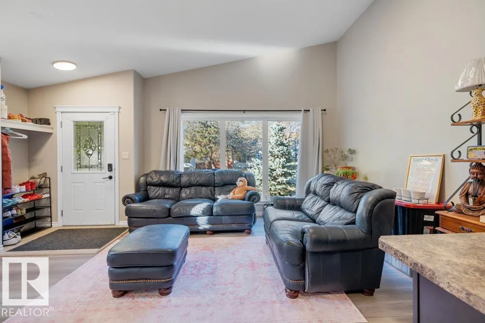 12135 &12137 124 Street