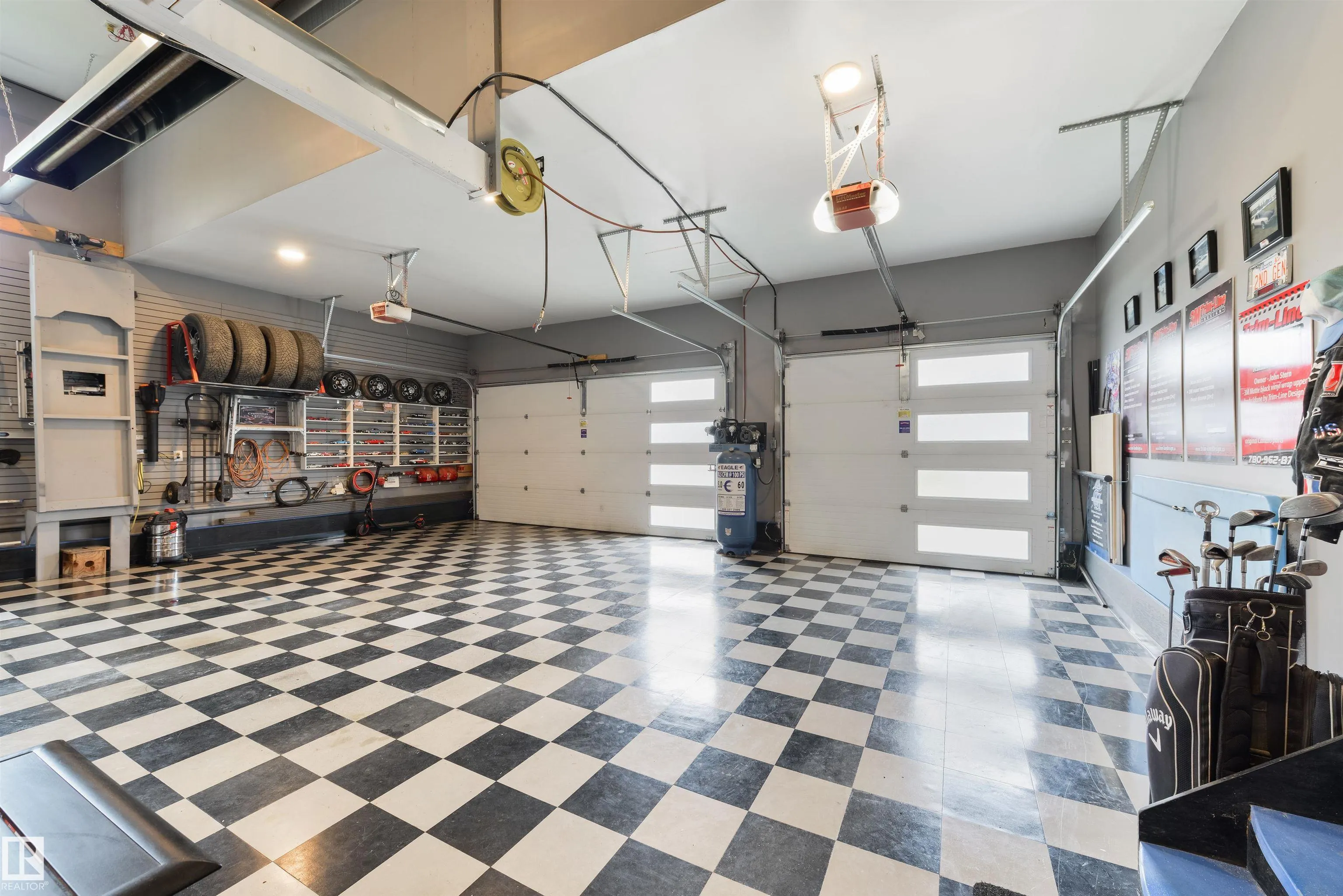 60 HUNTINGTON Crescent