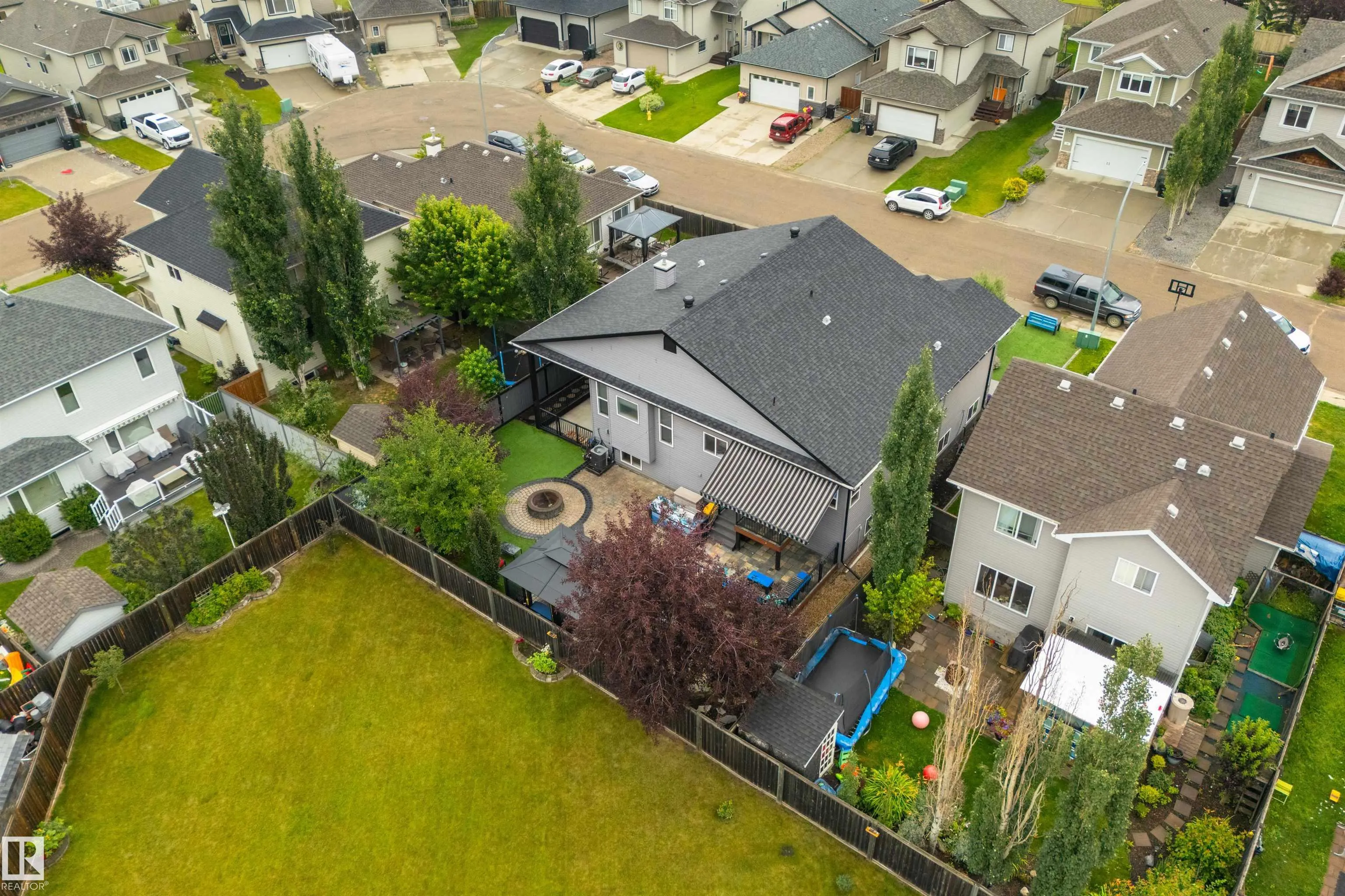 60 HUNTINGTON Crescent