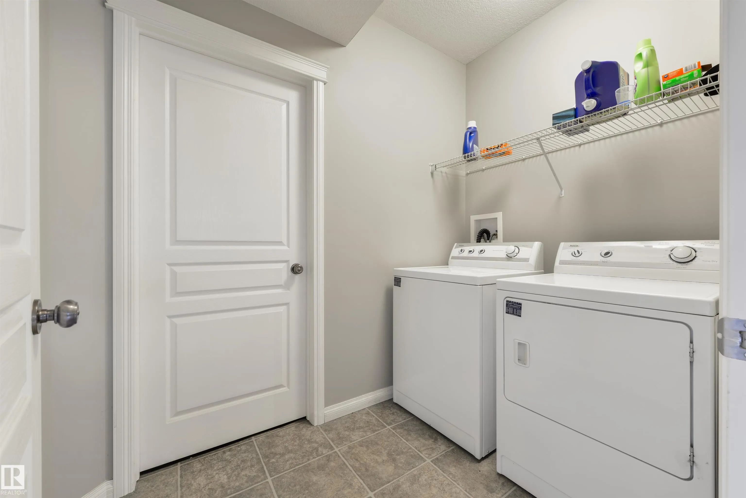 60 HUNTINGTON Crescent