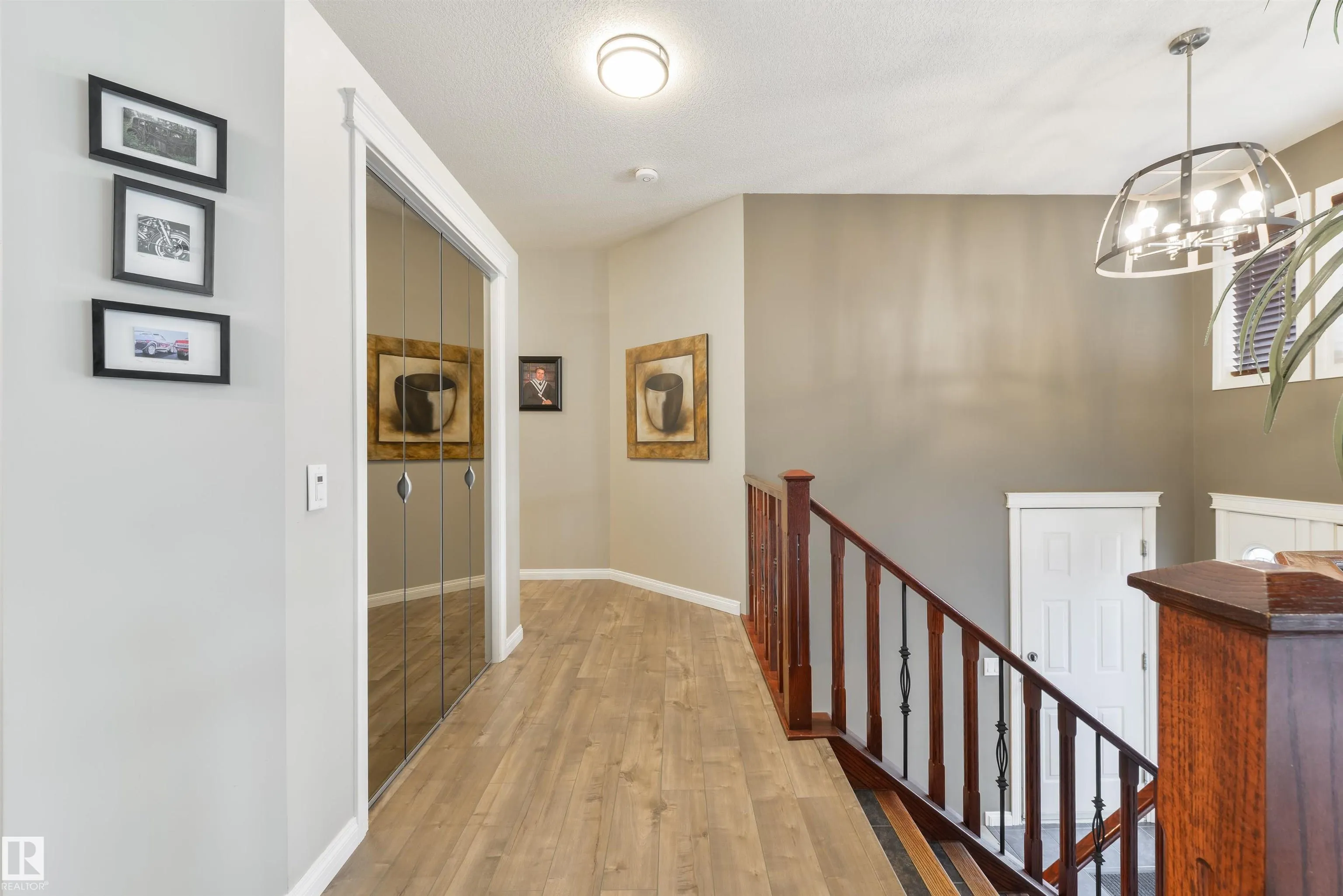 60 HUNTINGTON Crescent