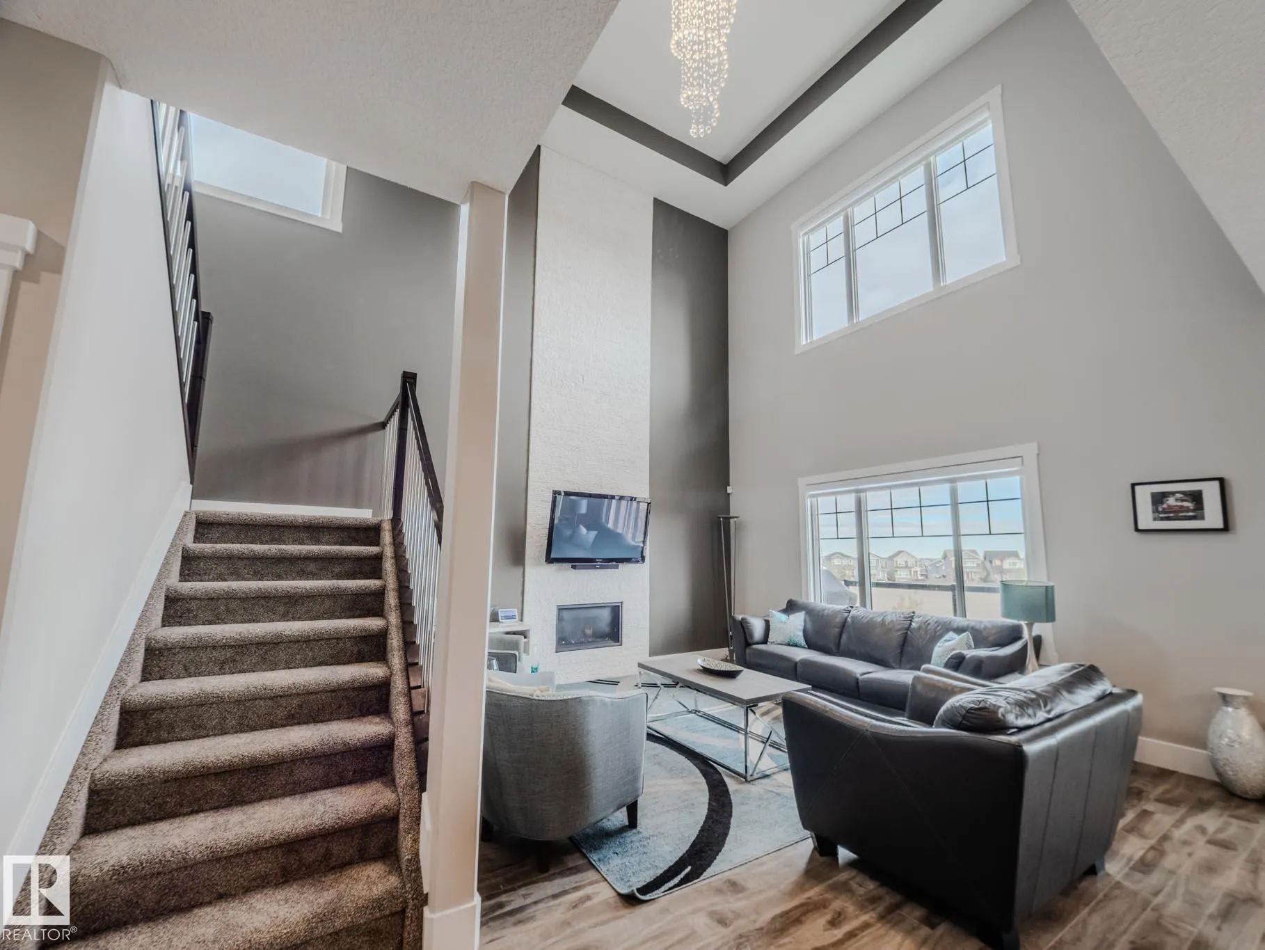 1049 COOPERS HAWK LINK Link