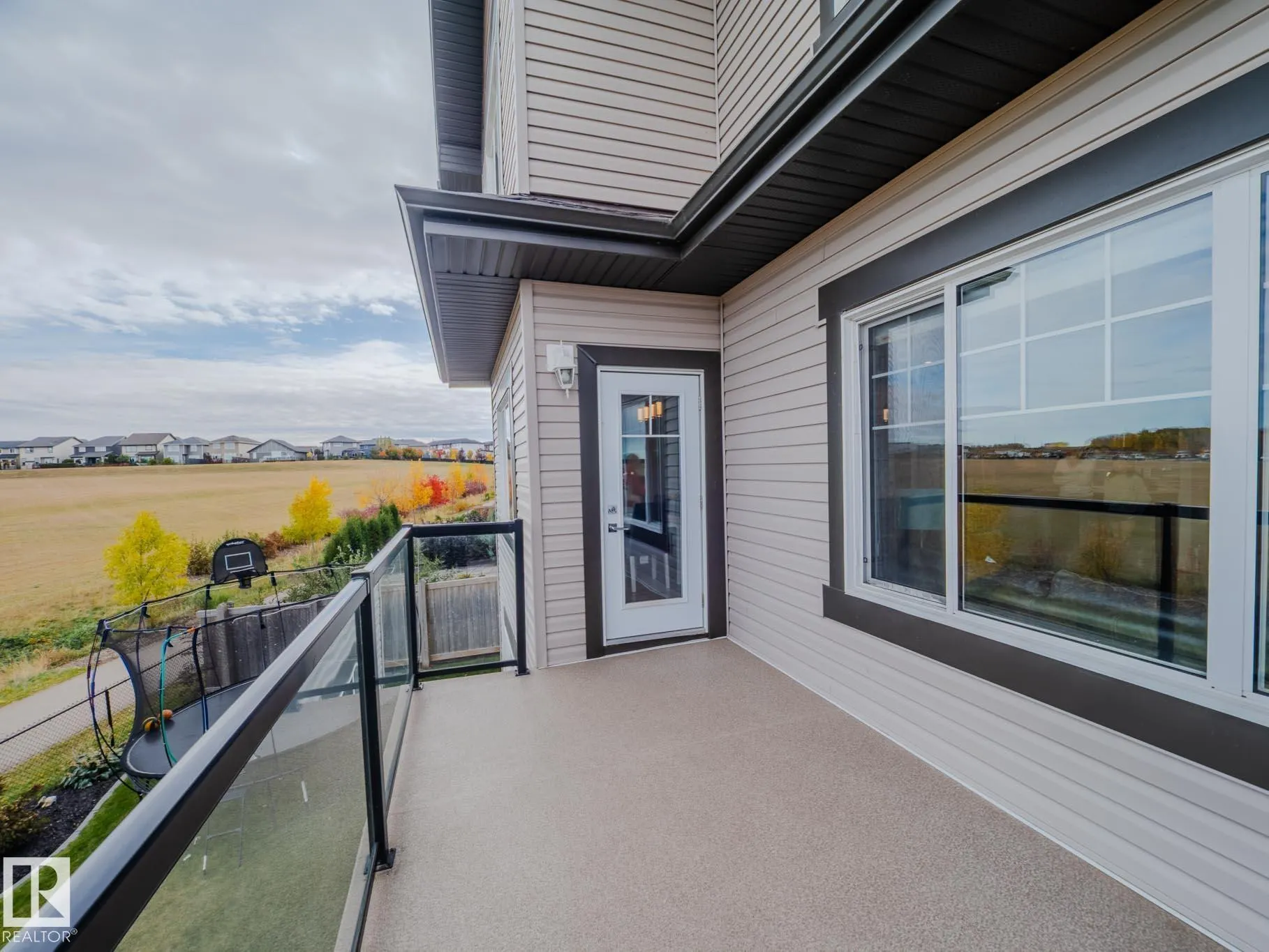 1049 COOPERS HAWK LINK Link