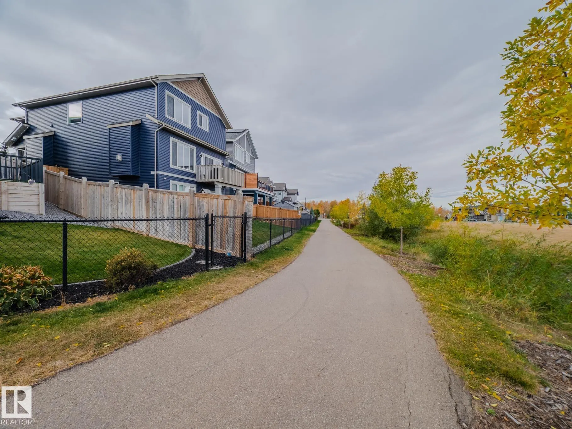 1049 COOPERS HAWK LINK Link