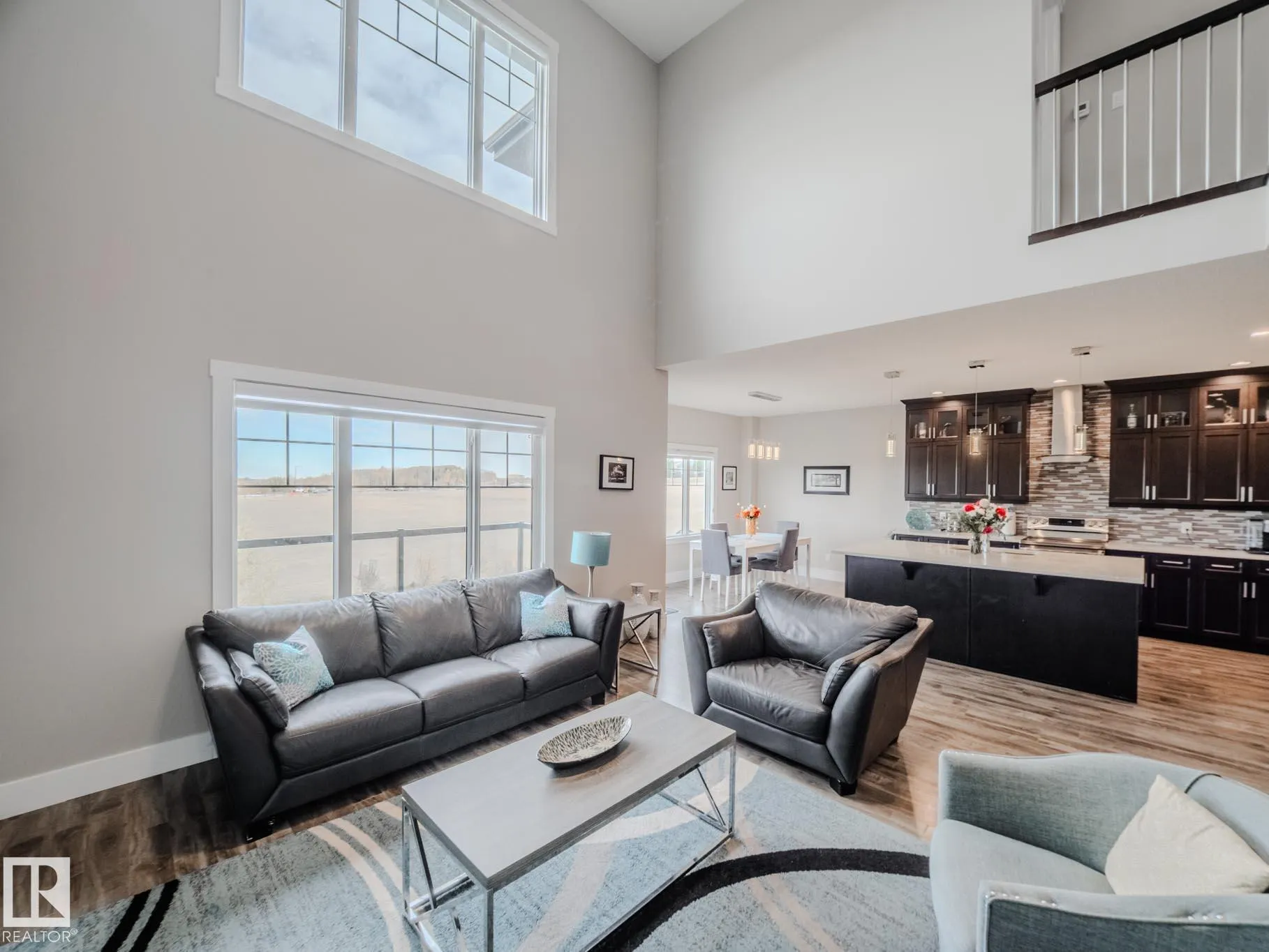 1049 COOPERS HAWK LINK Link