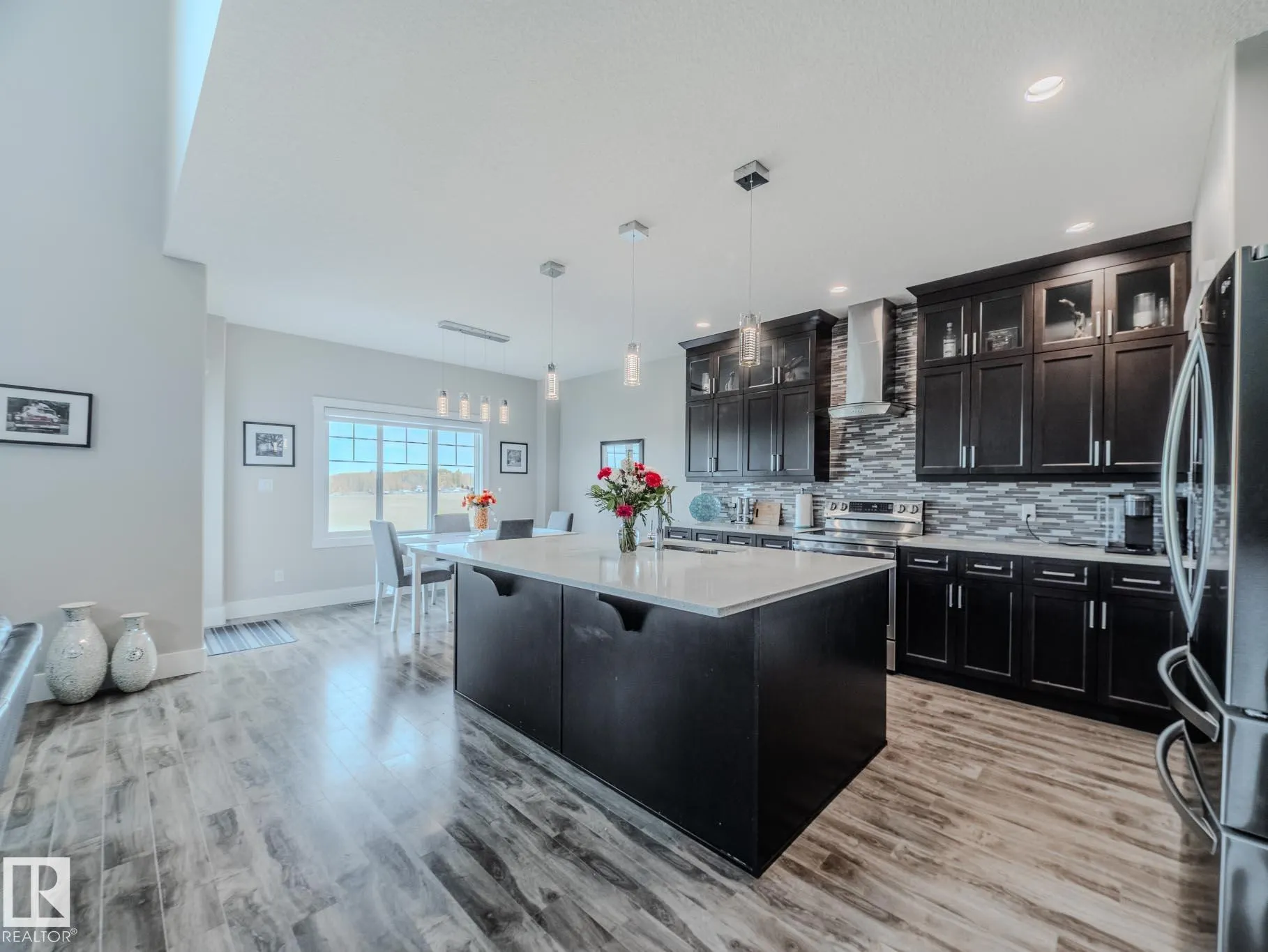 1049 COOPERS HAWK LINK Link