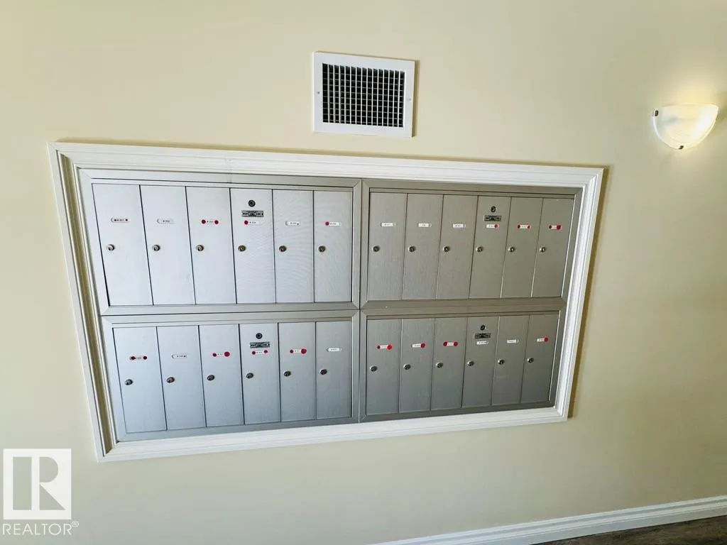 4614A Lakeshore Drive