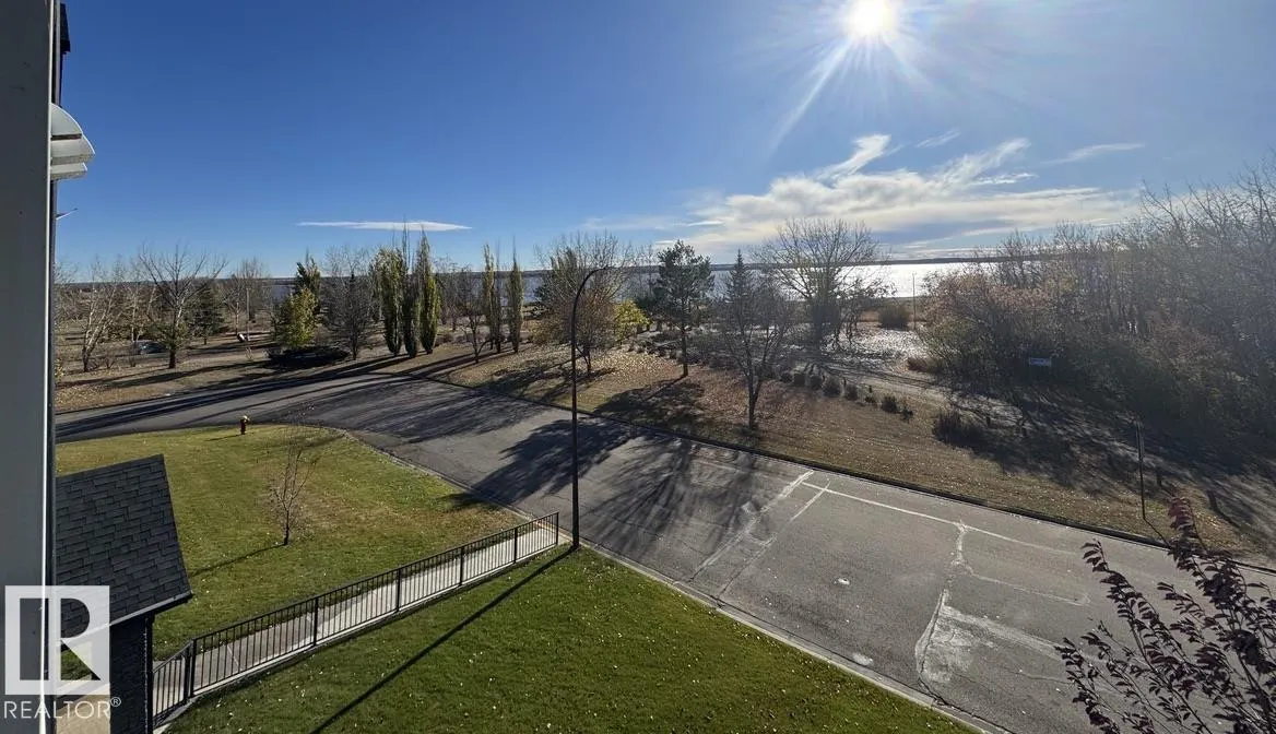 4614A Lakeshore Drive