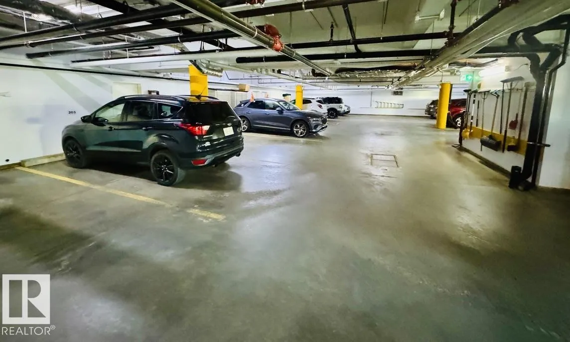 4614A Lakeshore Drive