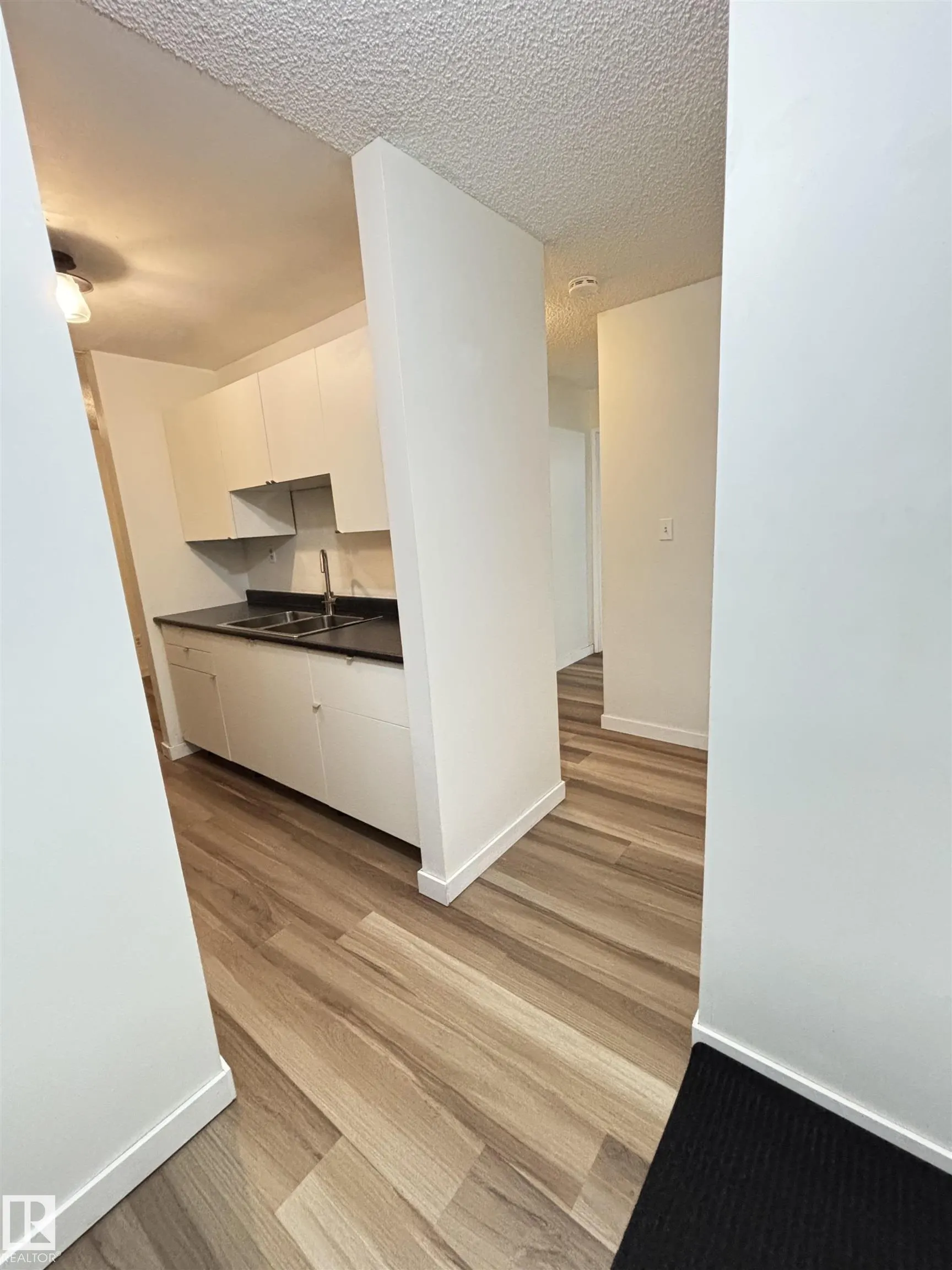 2624 MILL WOODS Road