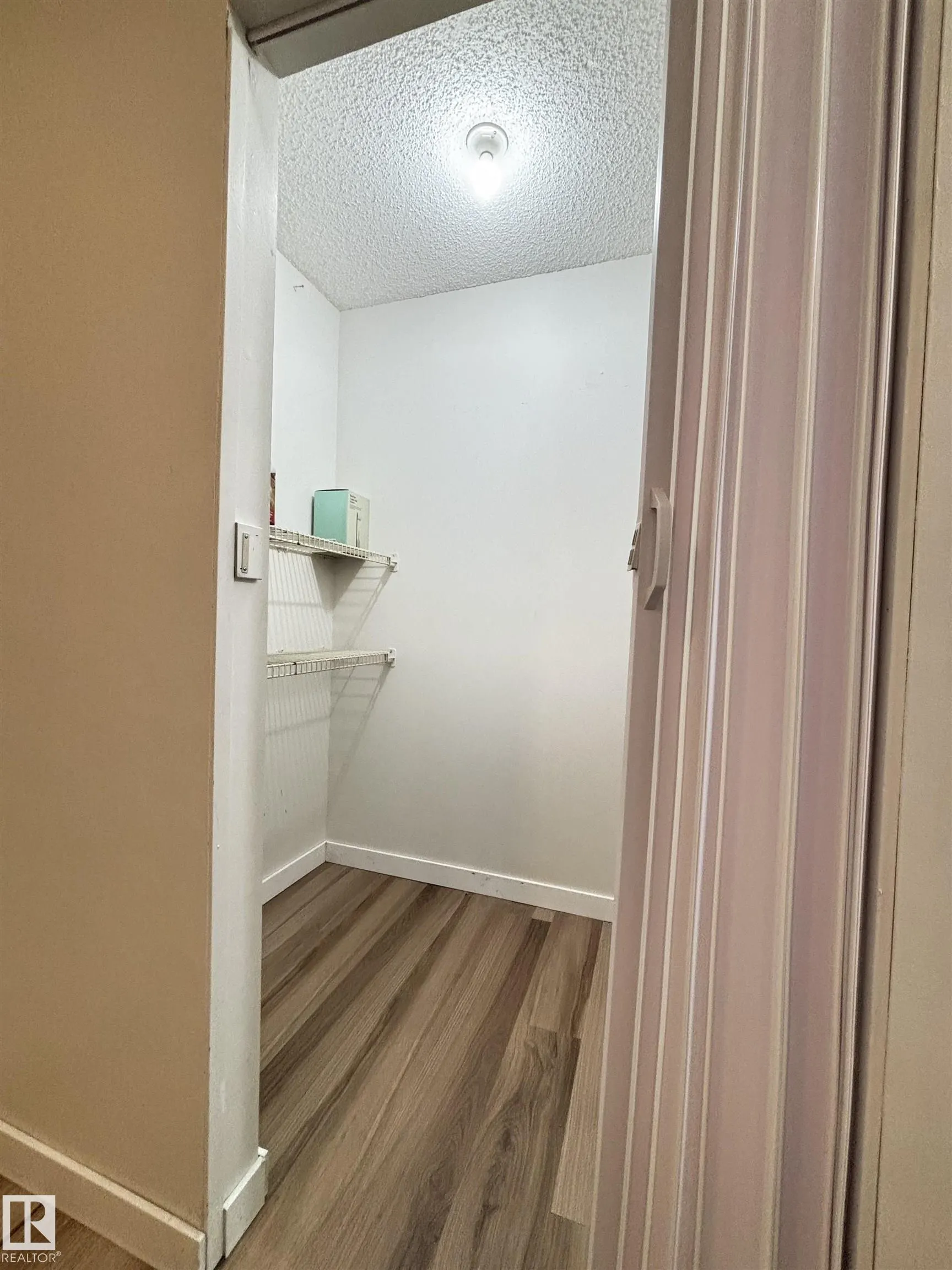 2624 MILL WOODS Road