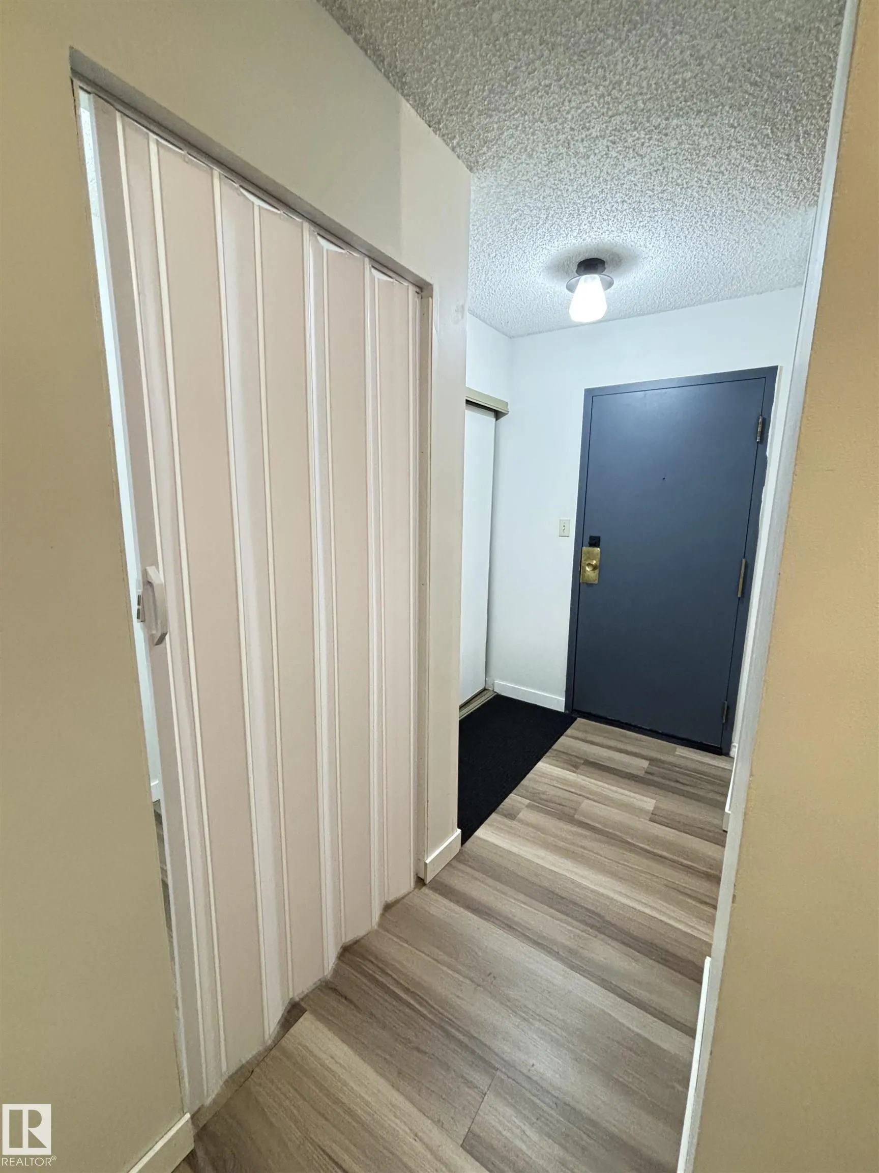 2624 MILL WOODS Road