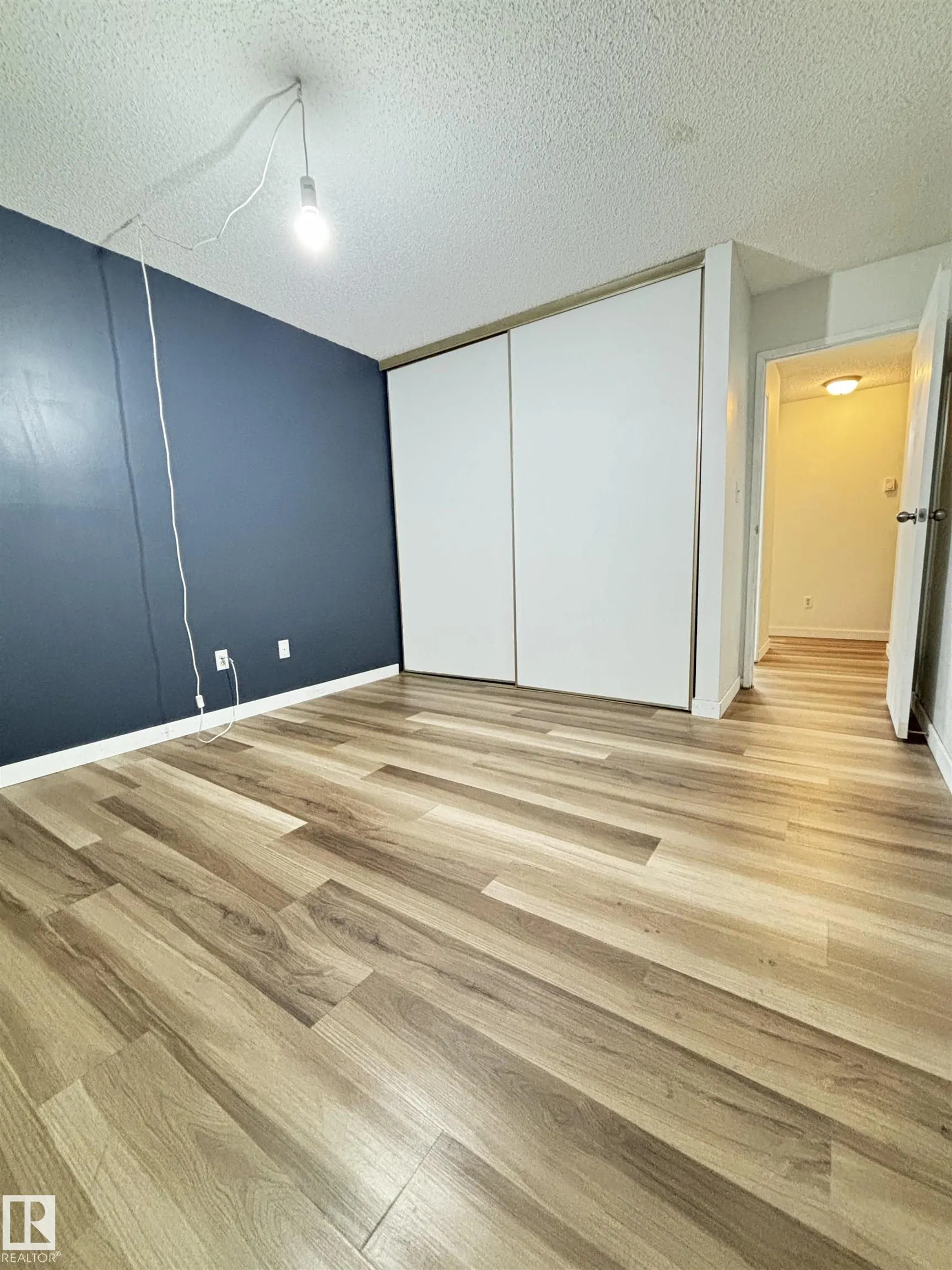 2624 MILL WOODS Road