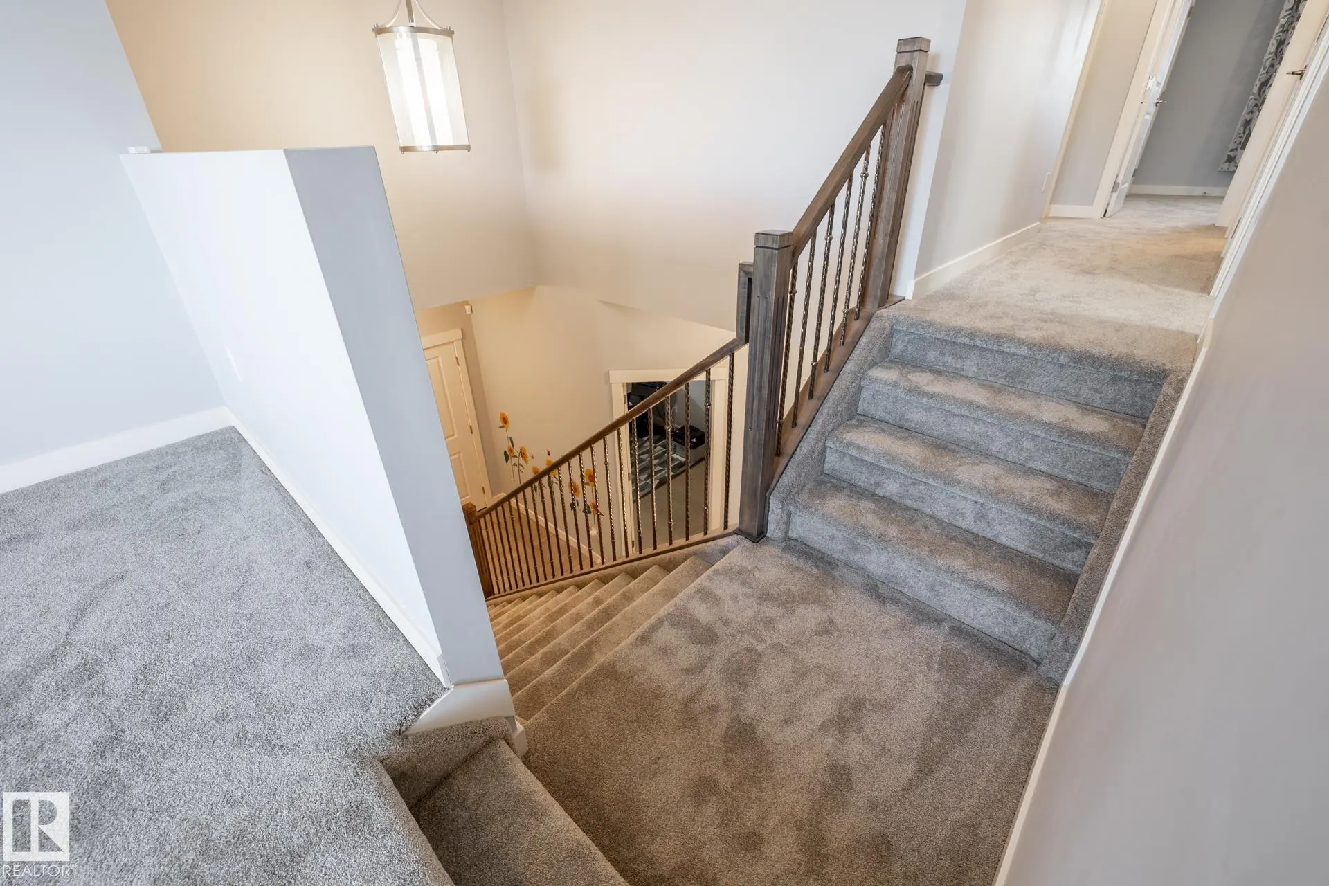 1257 CUNNINGHAM Drive