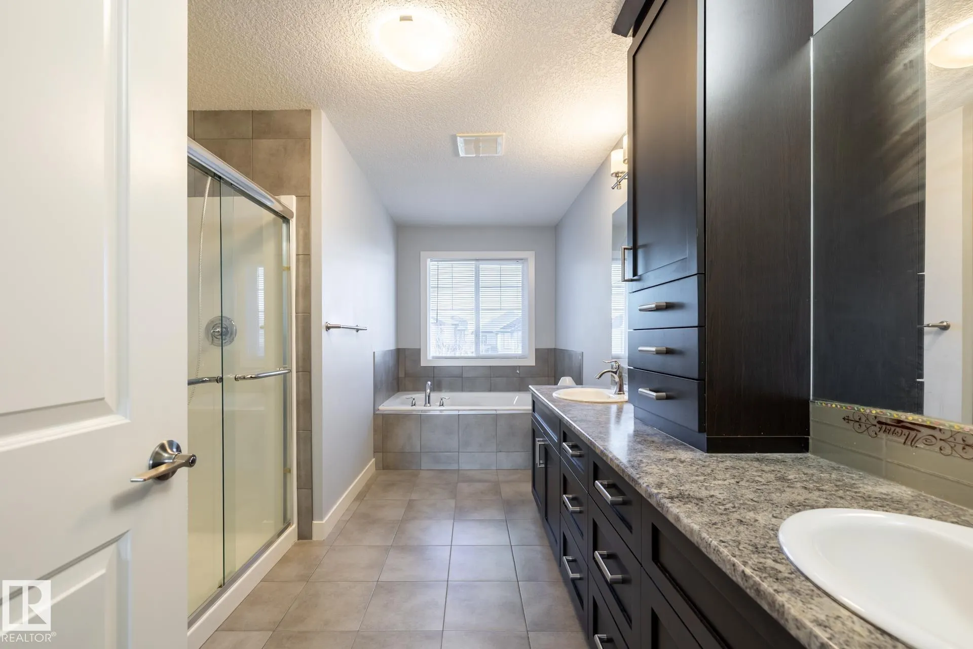 1257 CUNNINGHAM Drive