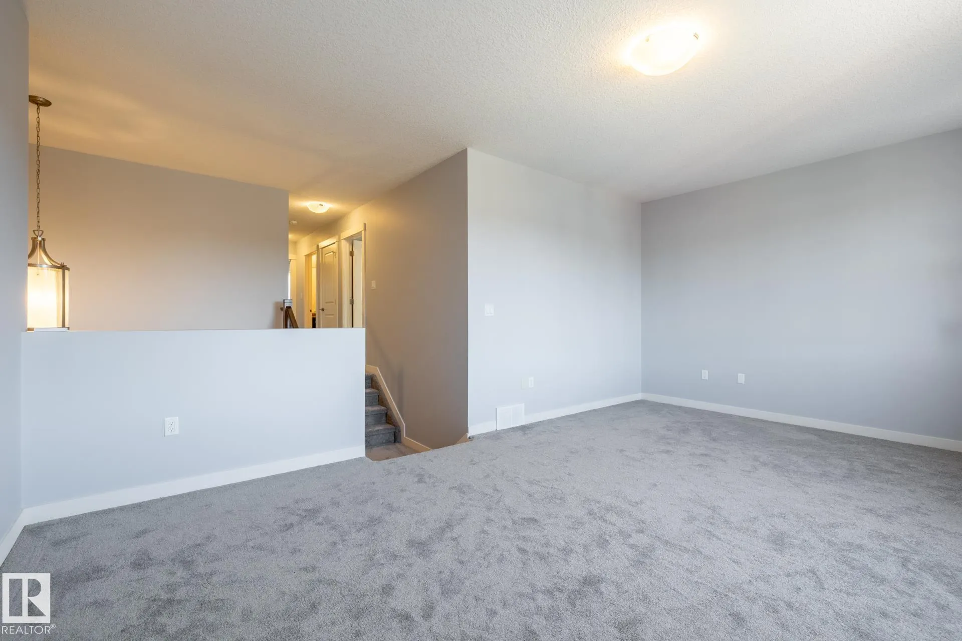 1257 CUNNINGHAM Drive