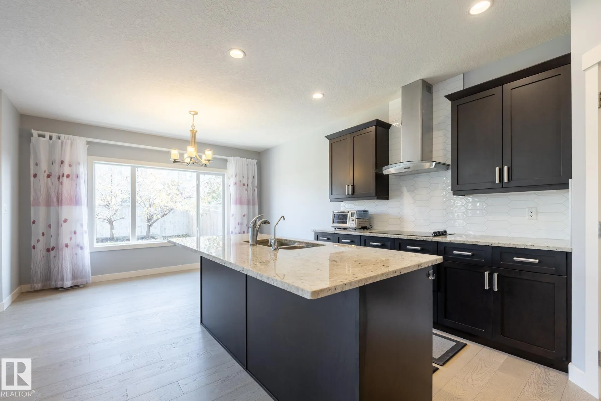 1257 CUNNINGHAM Drive