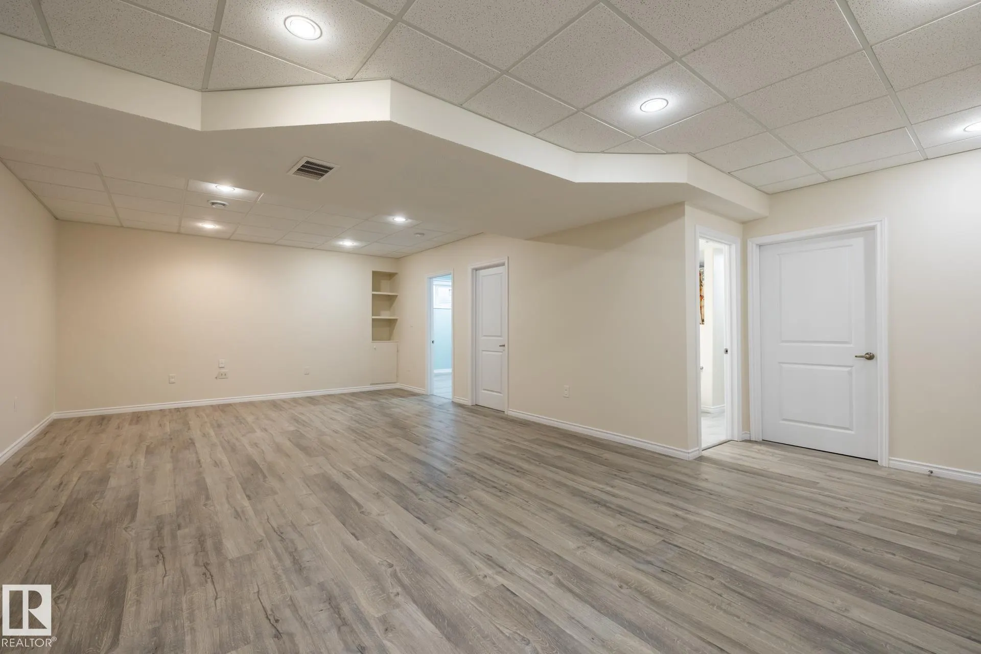 1257 CUNNINGHAM Drive