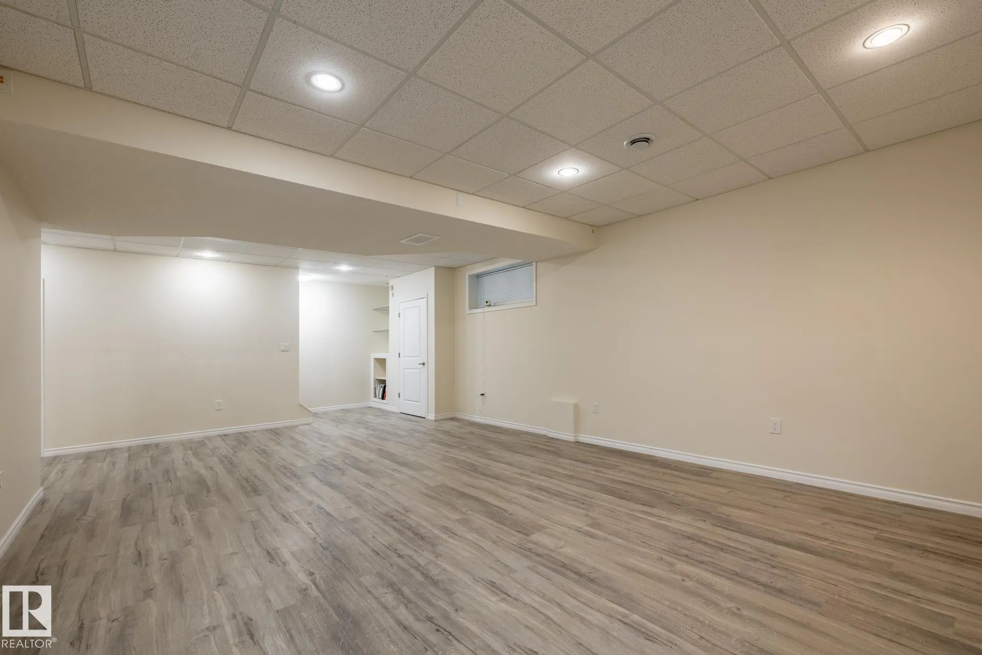 1257 CUNNINGHAM Drive