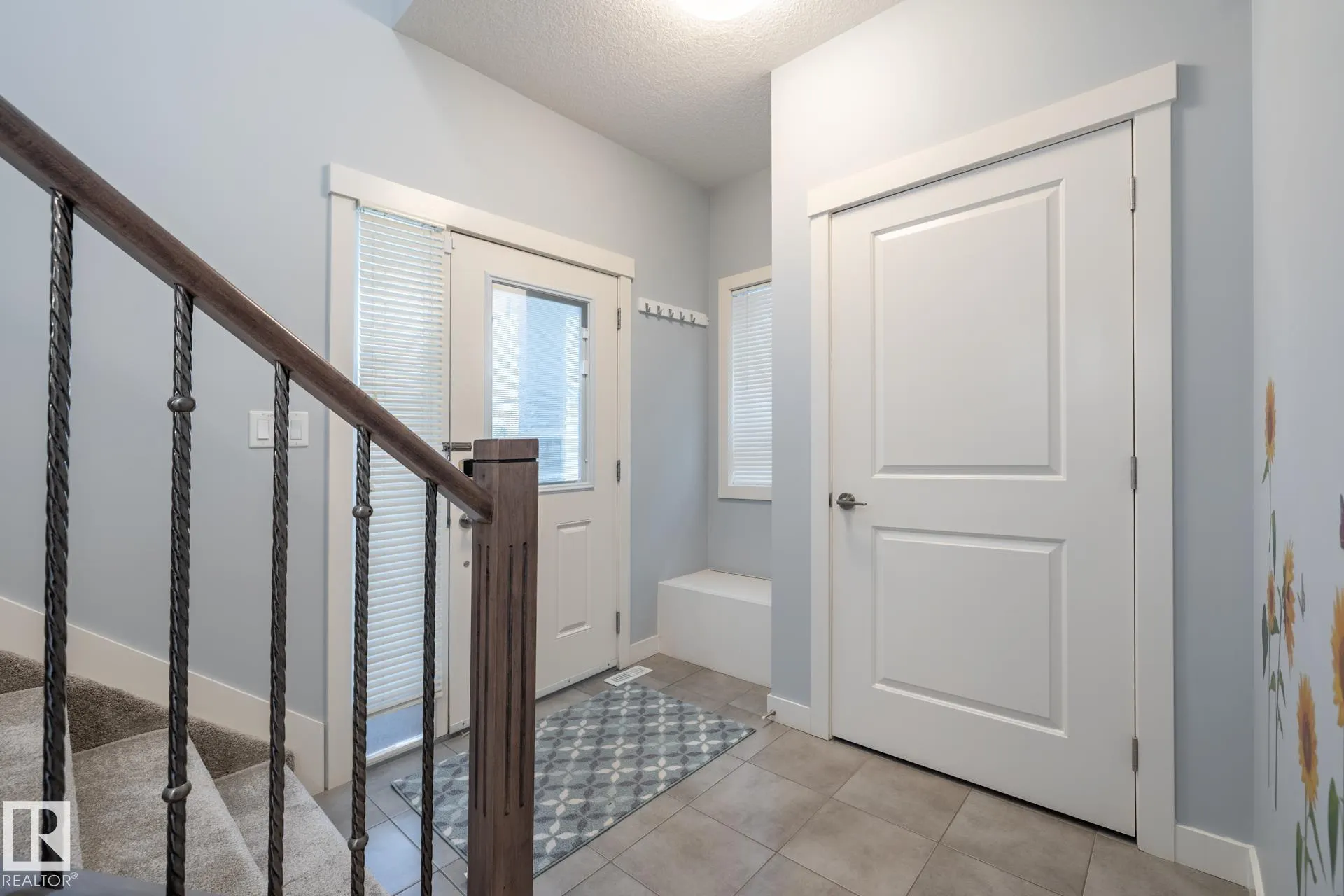 1257 CUNNINGHAM Drive