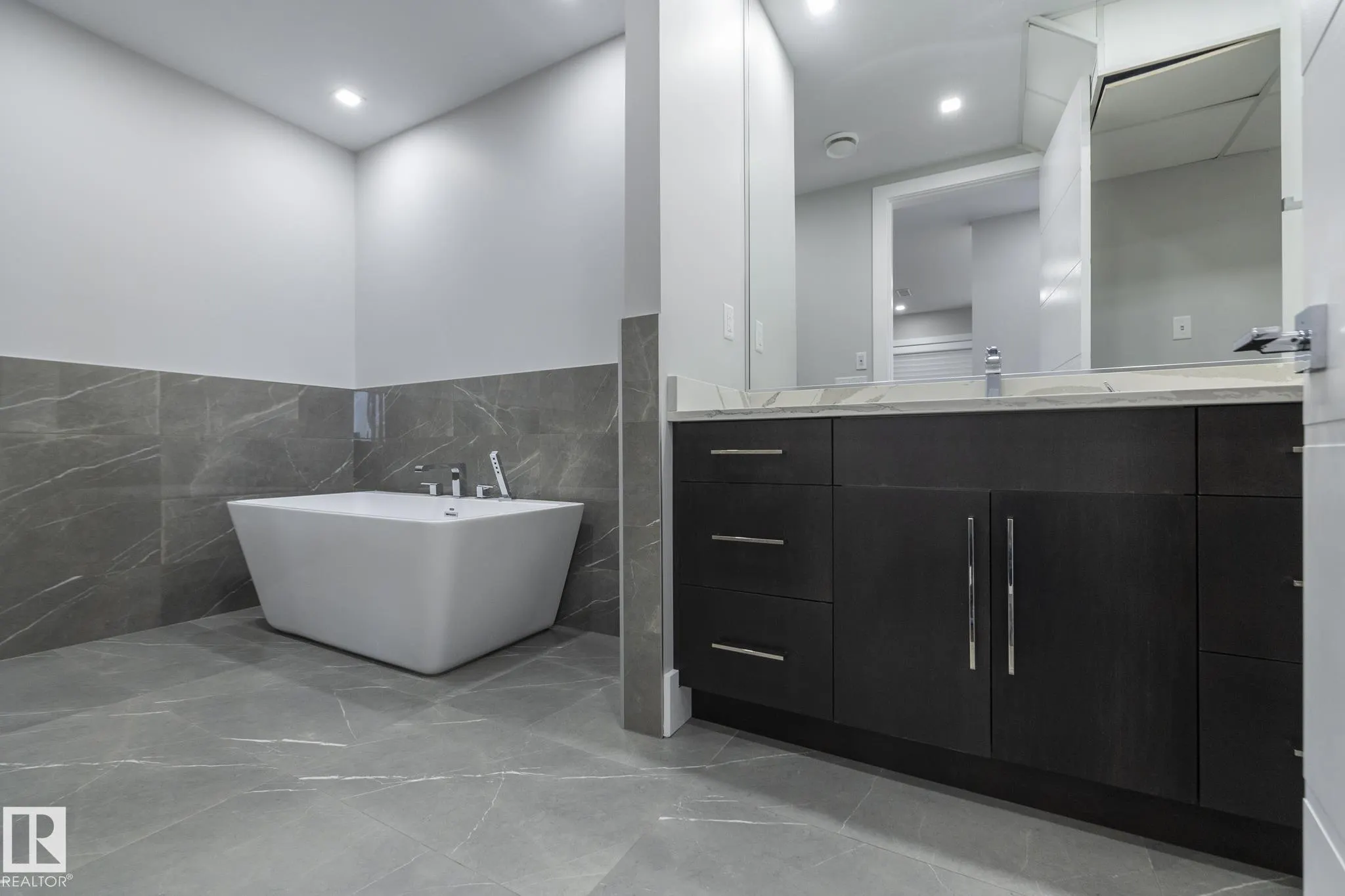 3466 KESWICK Boulevard