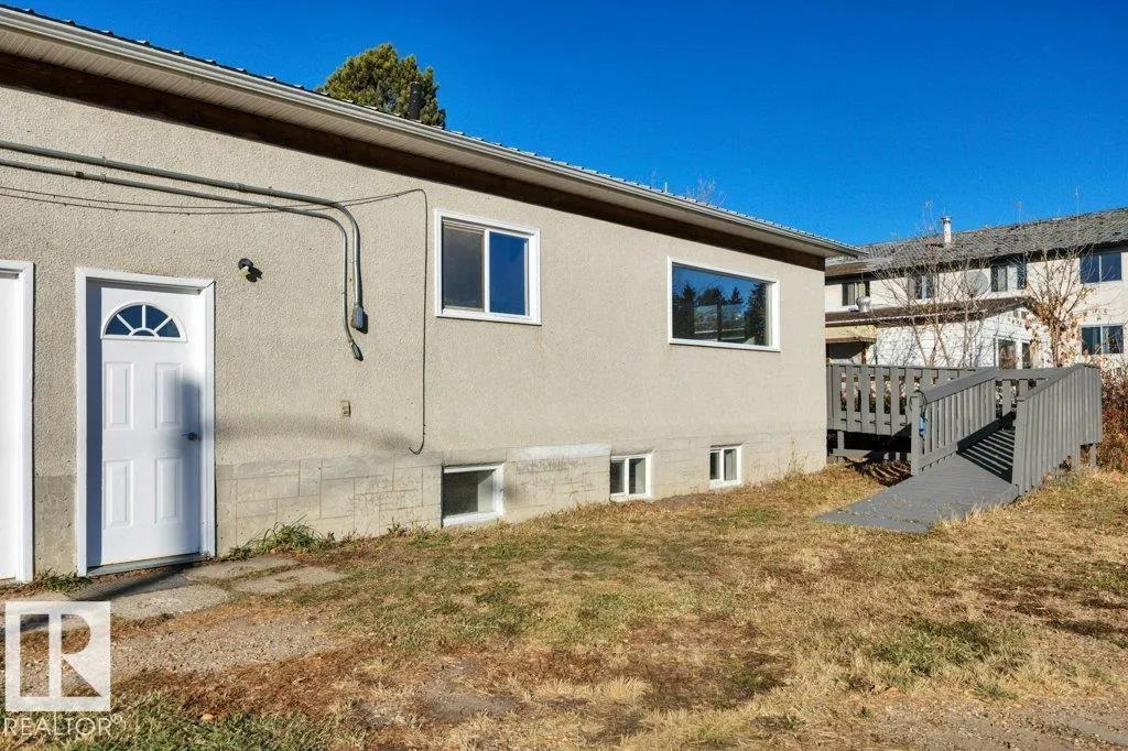 5310 & 5312 50 Street