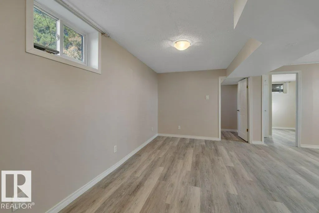 5310 & 5312 50 Street