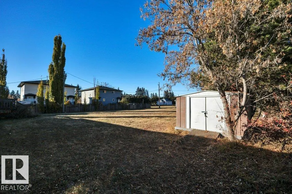 5310 & 5312 50 Street