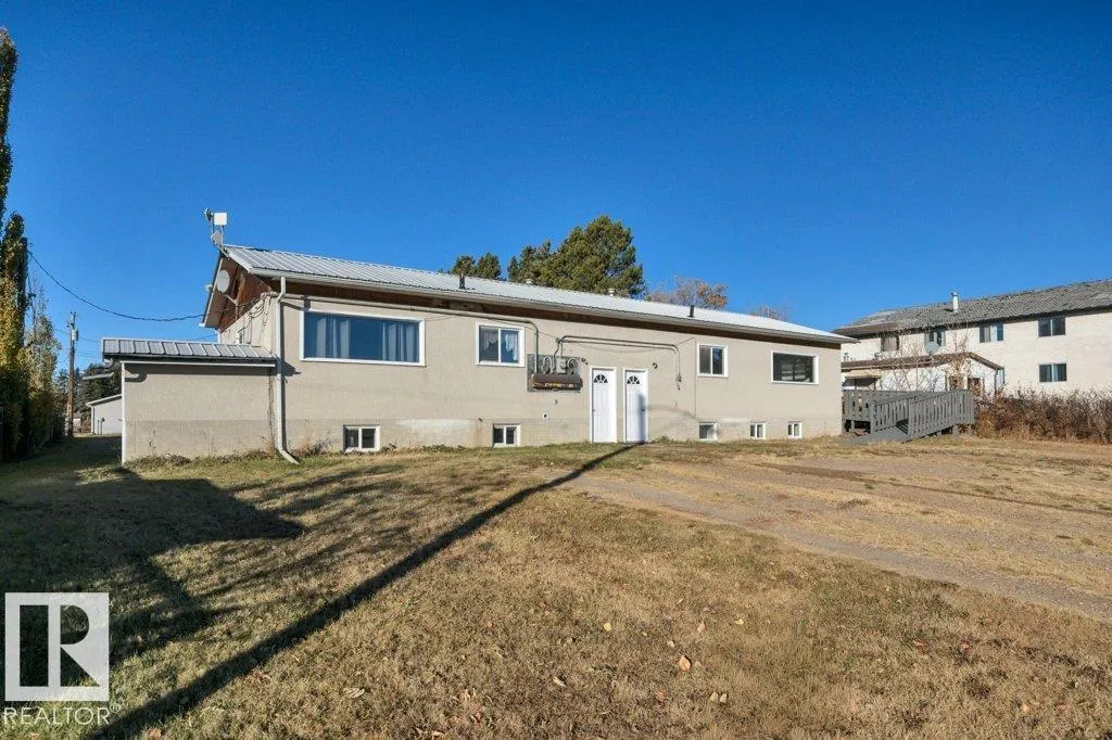 5310 & 5312 50 Street