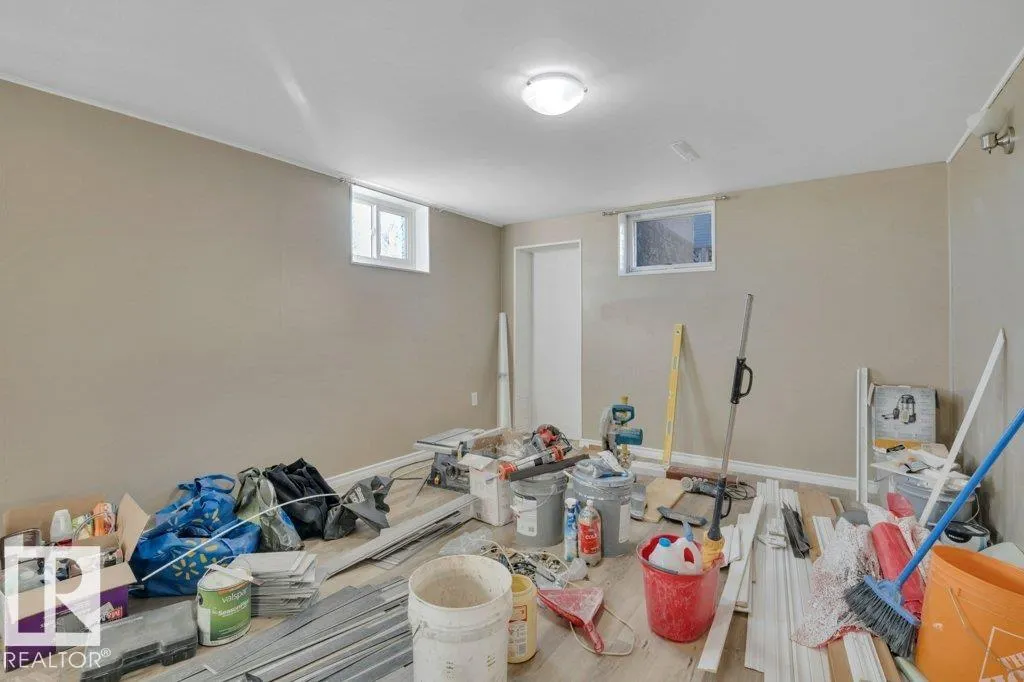 5310 & 5312 50 Street