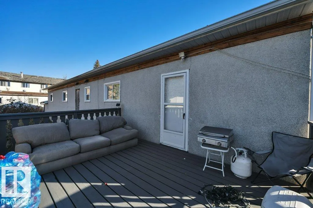 5310 & 5312 50 Street