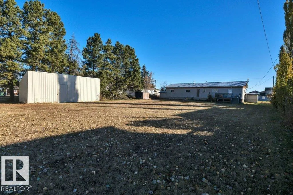 5310 & 5312 50 Street