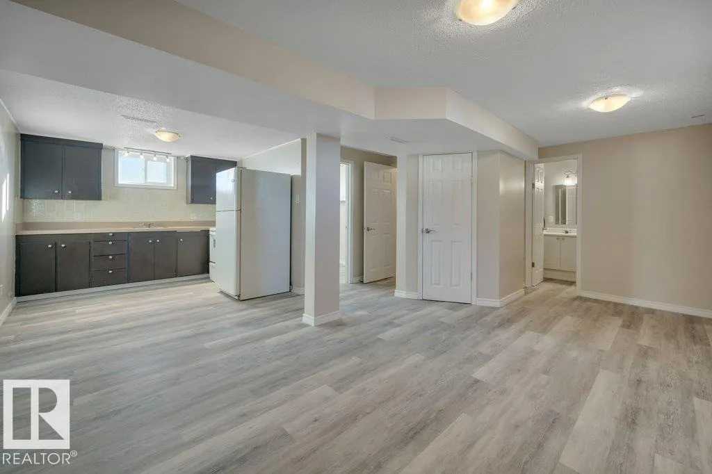 5310 & 5312 50 Street